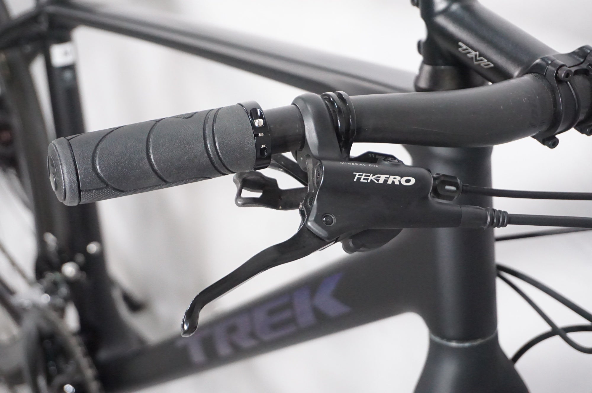 TREK 「トレック」 FX SPORT 6 カスタム 2021年モデル クロスバイク