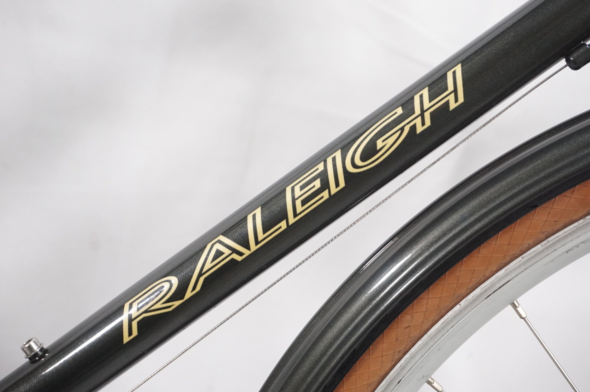RALEIGH 「ラレー」 CLB CLUB SPORT 2023年モデル クロスバイク
