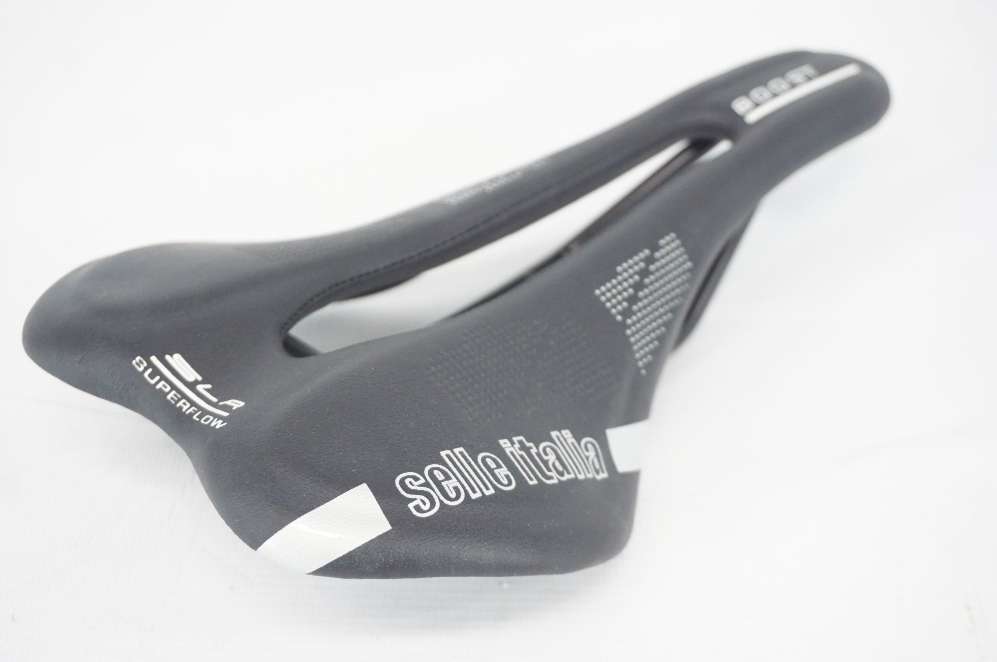 SELLE ITALIA 「セライタリア」 SLR BOOST サドル / 阪急塚口店