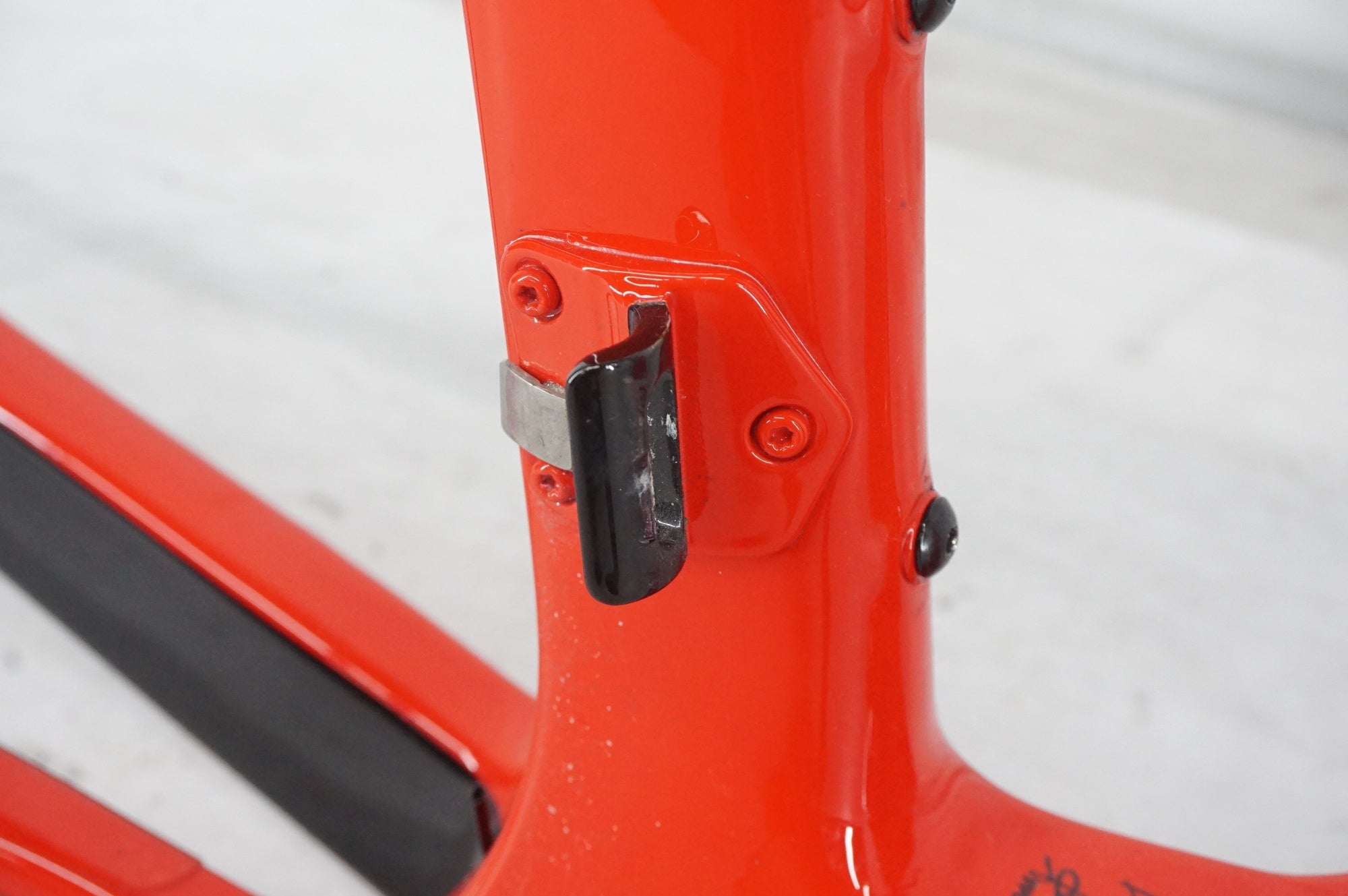 PINARELLO 「ピナレロ」 PRINCE DISK 2021年モデル フレームセット / 阪急塚口店