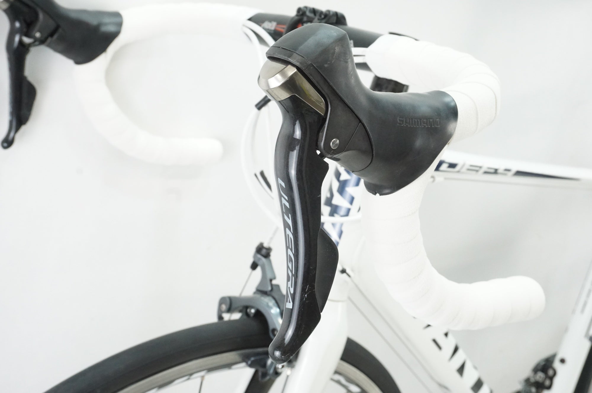 ロードバイク ジャイアントDEFY3　 2013年モデル純正 GIANT 「ジャイアント」 DEFY3 2013年モデル ロードバイク