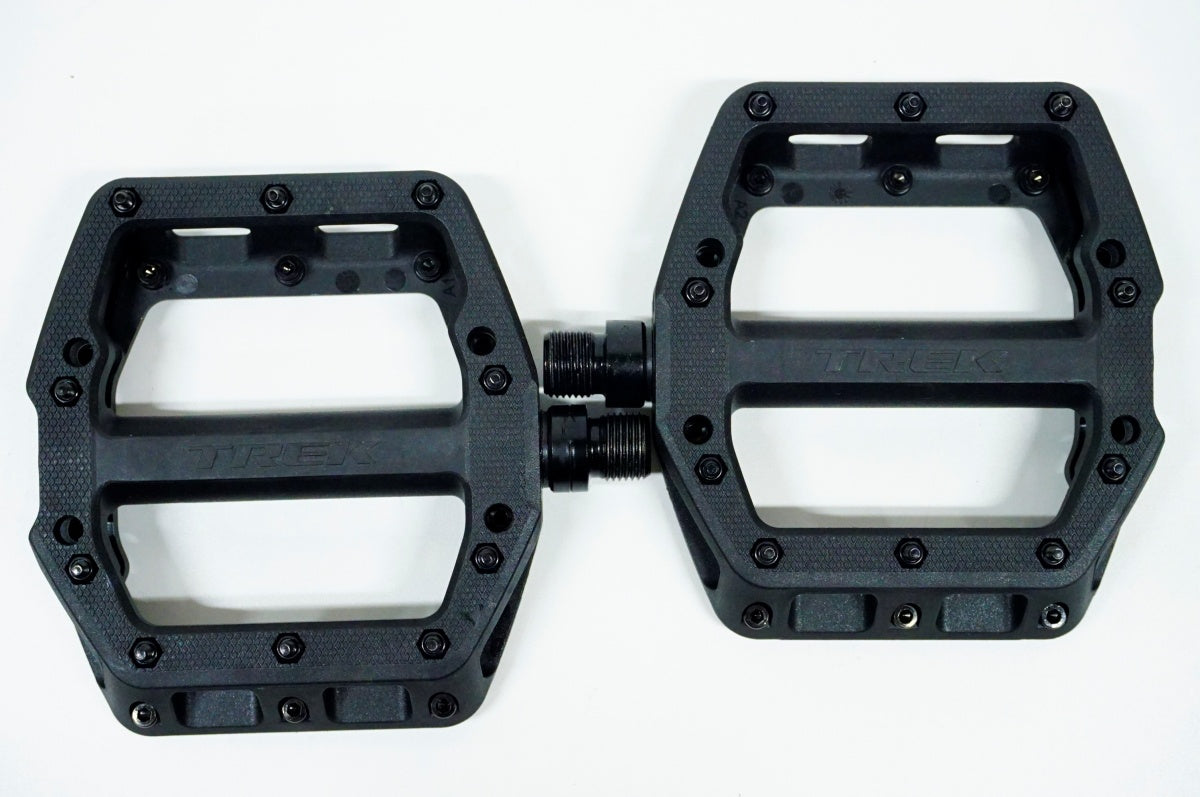 TREK 「トレック」 LINE ELITE ペダル / 名古屋大須店