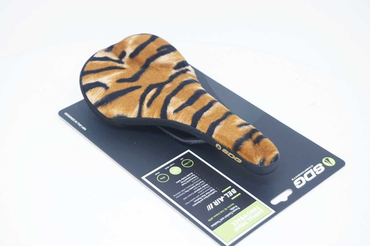 SDG 「エスディージー」 ANIMAL PRINT THROW BACK TIGER PRINT サドル / 大阪美原北インター店