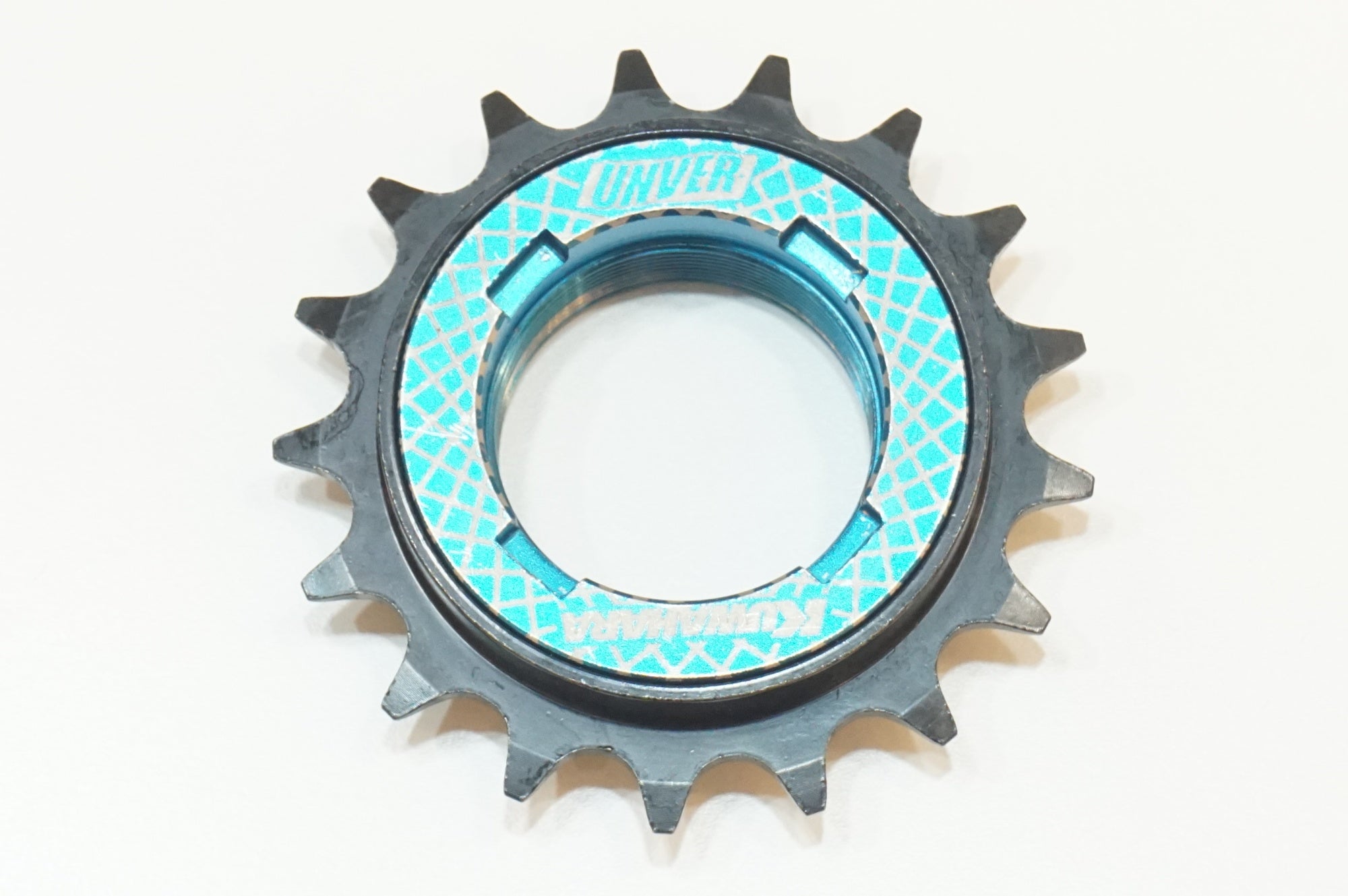 UNVER×KUWAHARA 「アンバー×クワハラ」 diavolo free wheel 17T コグ / 浦和ベース