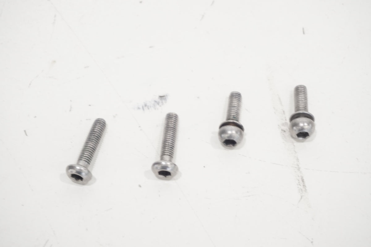 BLACKBURN  「ブラックバーン」 リアキャリア / 滋賀大津店