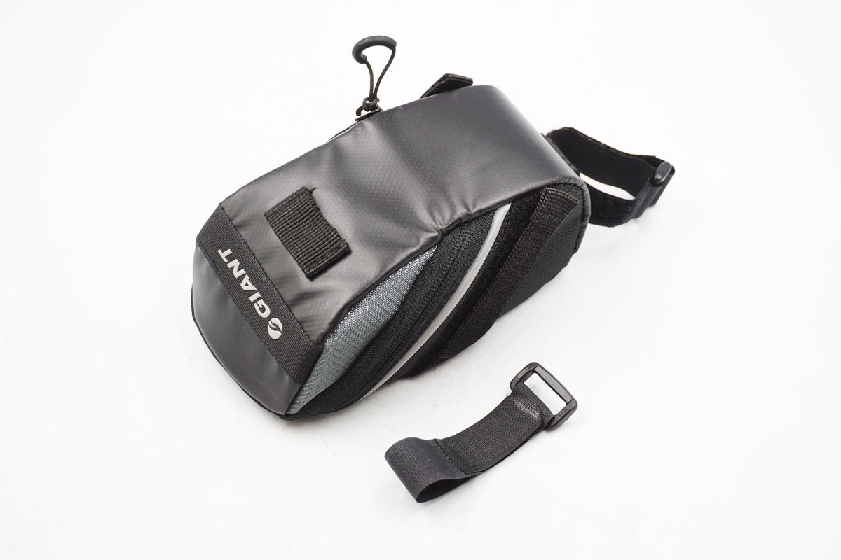 GIANT 「ジャイアント」 サドルバッグ / 奈良店