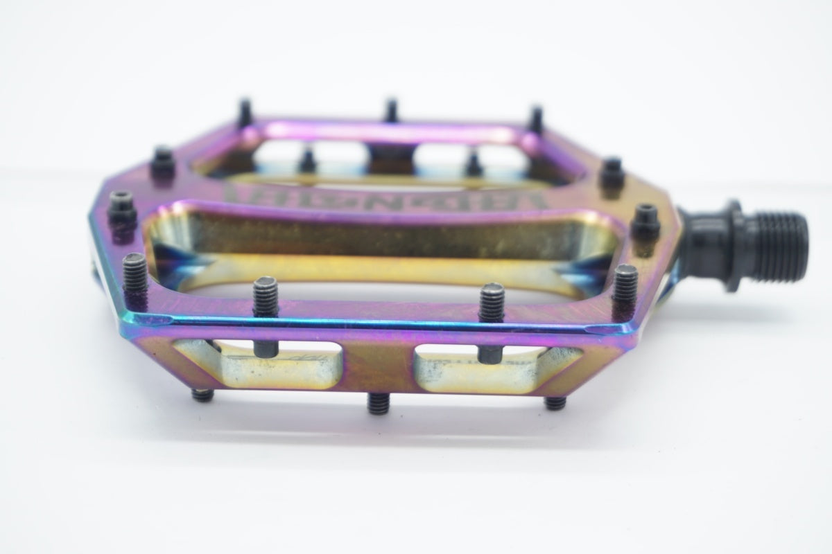 DMRBIKES 「ディーエムアールバイクス」 VAULT PEDAL LACON ペダル / 滋賀大津店