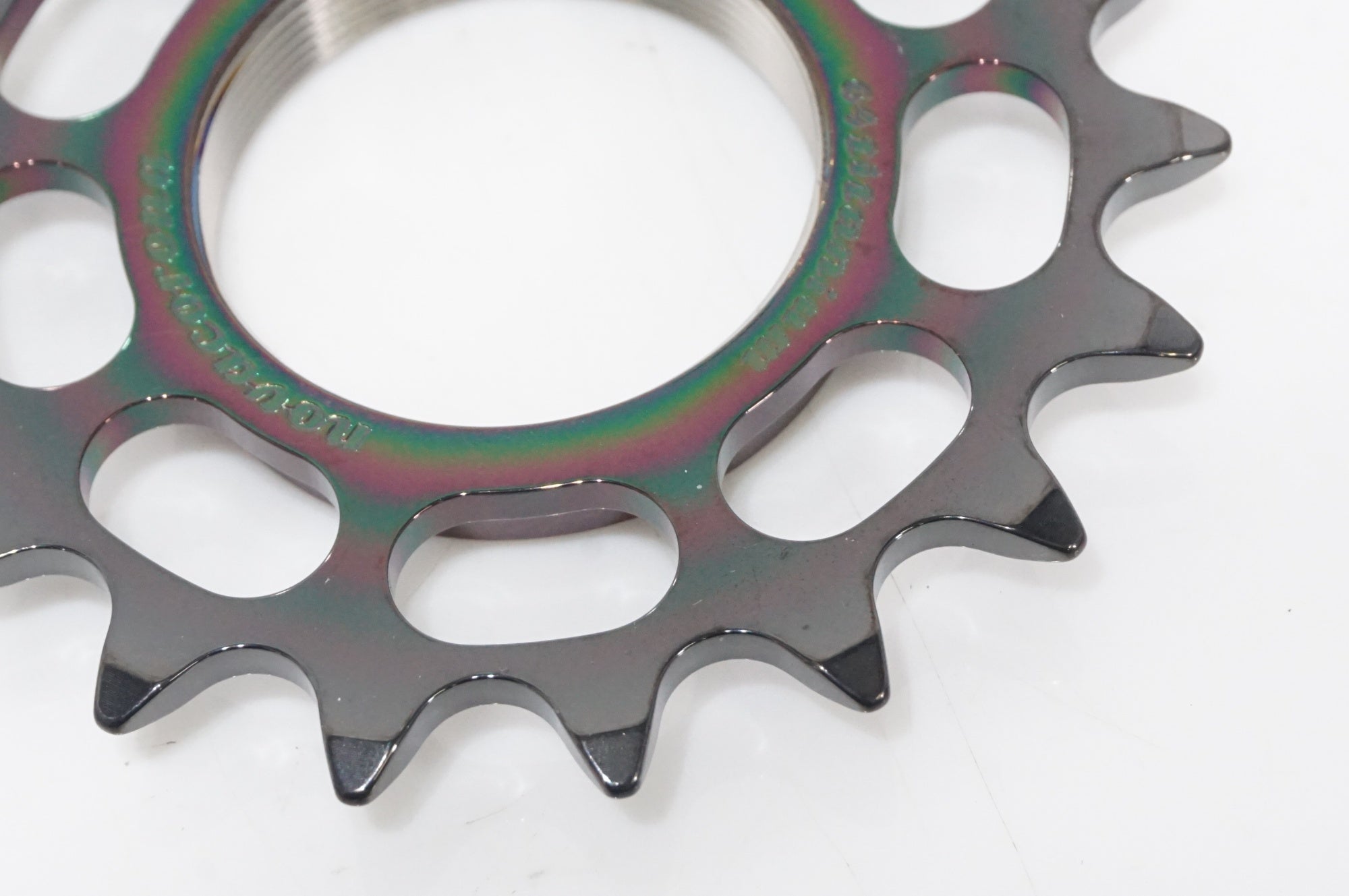 NOVACORONA 「ノバコローナ」 チタン 18T コグ / AKIBA店