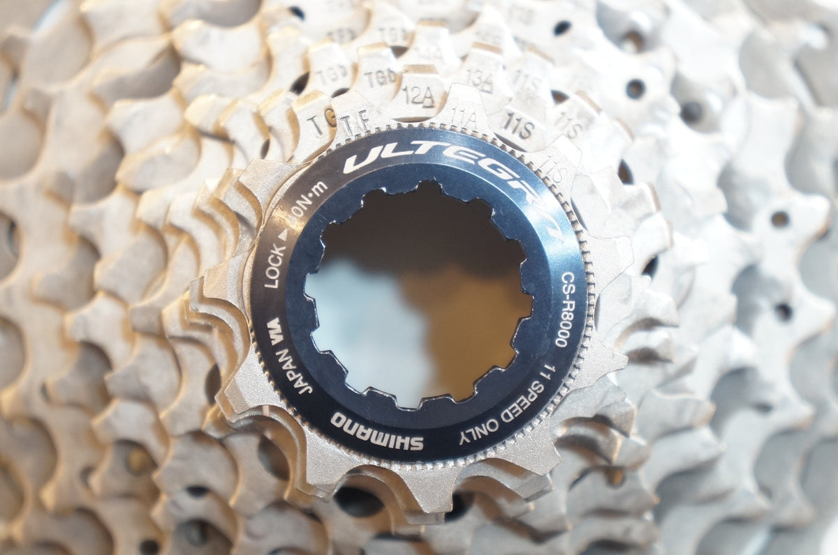 SHIMANO 「シマノ」 ULTEGRA CS-R8000 11-32T スプロケット / 浦和ベース