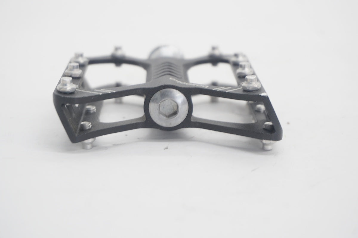 BOZOOKA「バズーカ」 フラットペダル/ 京都八幡店