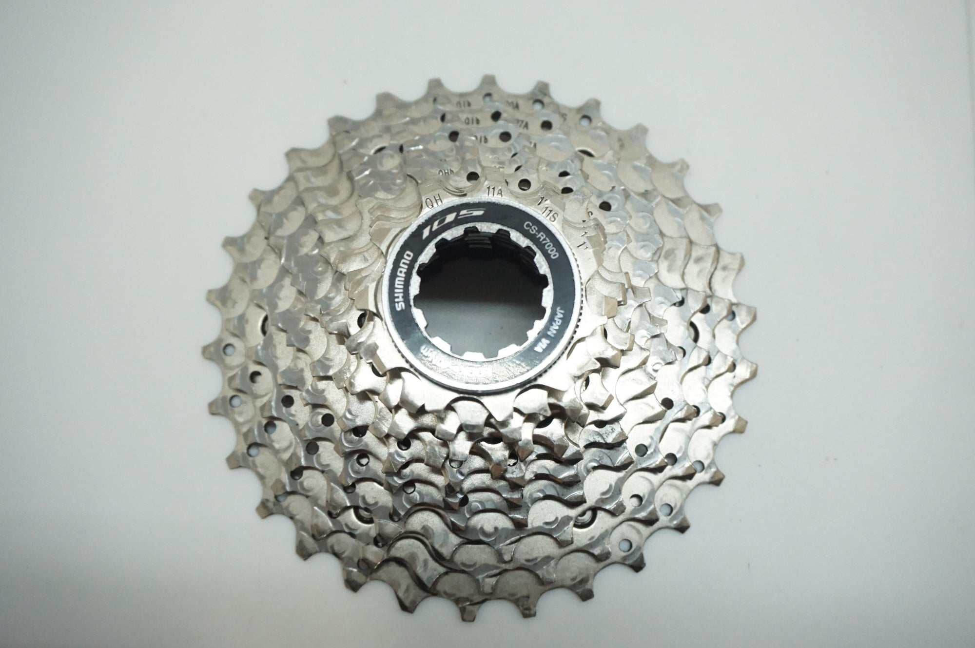 SHIMANO 「シマノ」 105 CS-R7000 11-30T スプロケット / 福岡店