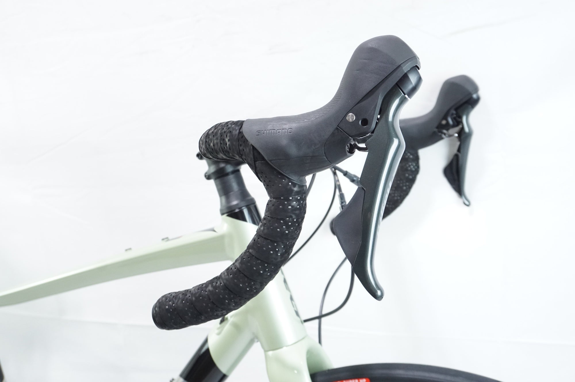 ロードバイク　フェルト　VR40　　※直接取り引き希望※ 楽天市場】大感謝セール FELT フェルト 2023年モデル VR 40