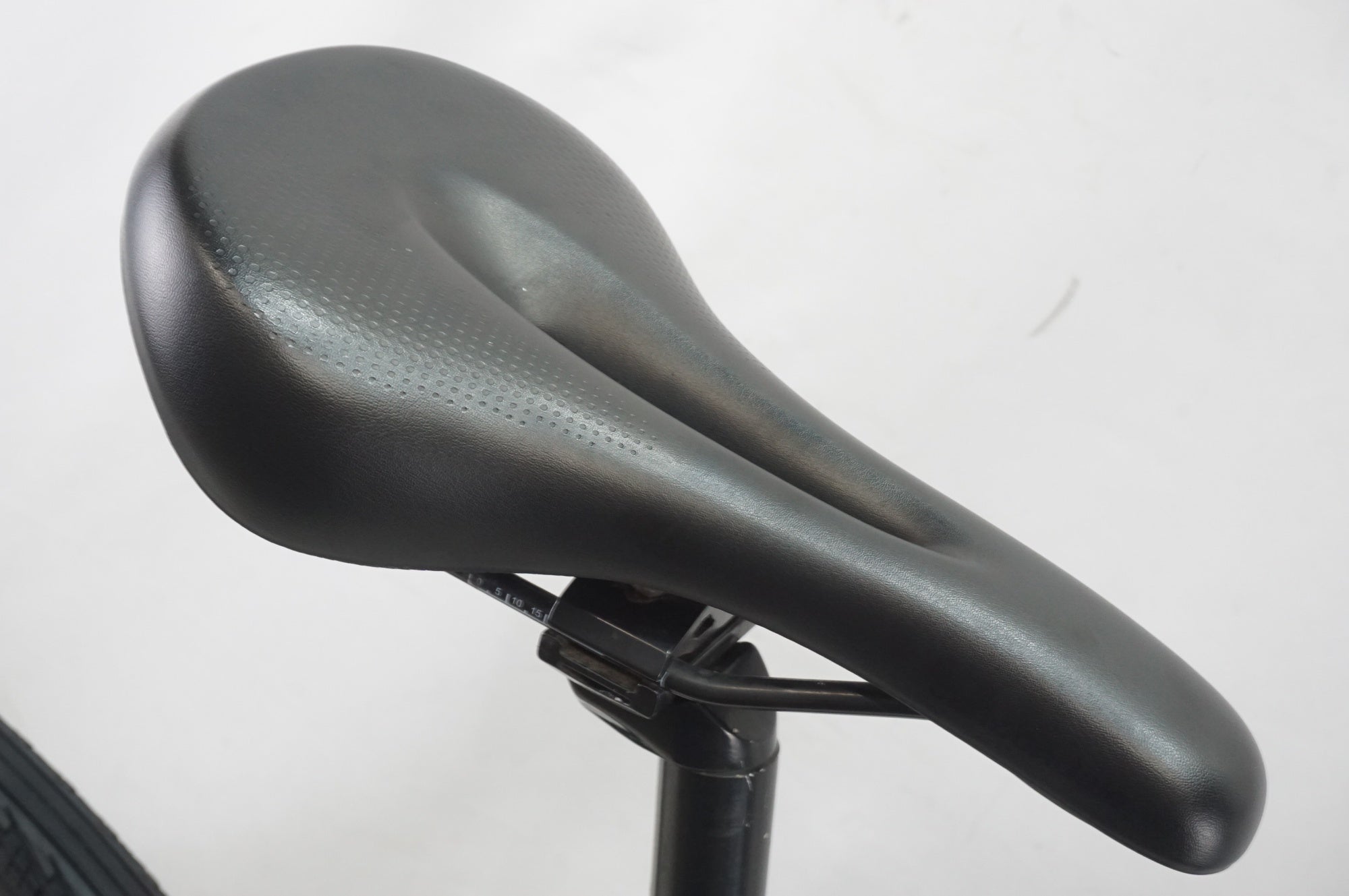 CANNONDALE 「キャノンデール」 QUICK5 2022年モデル クロスバイク
