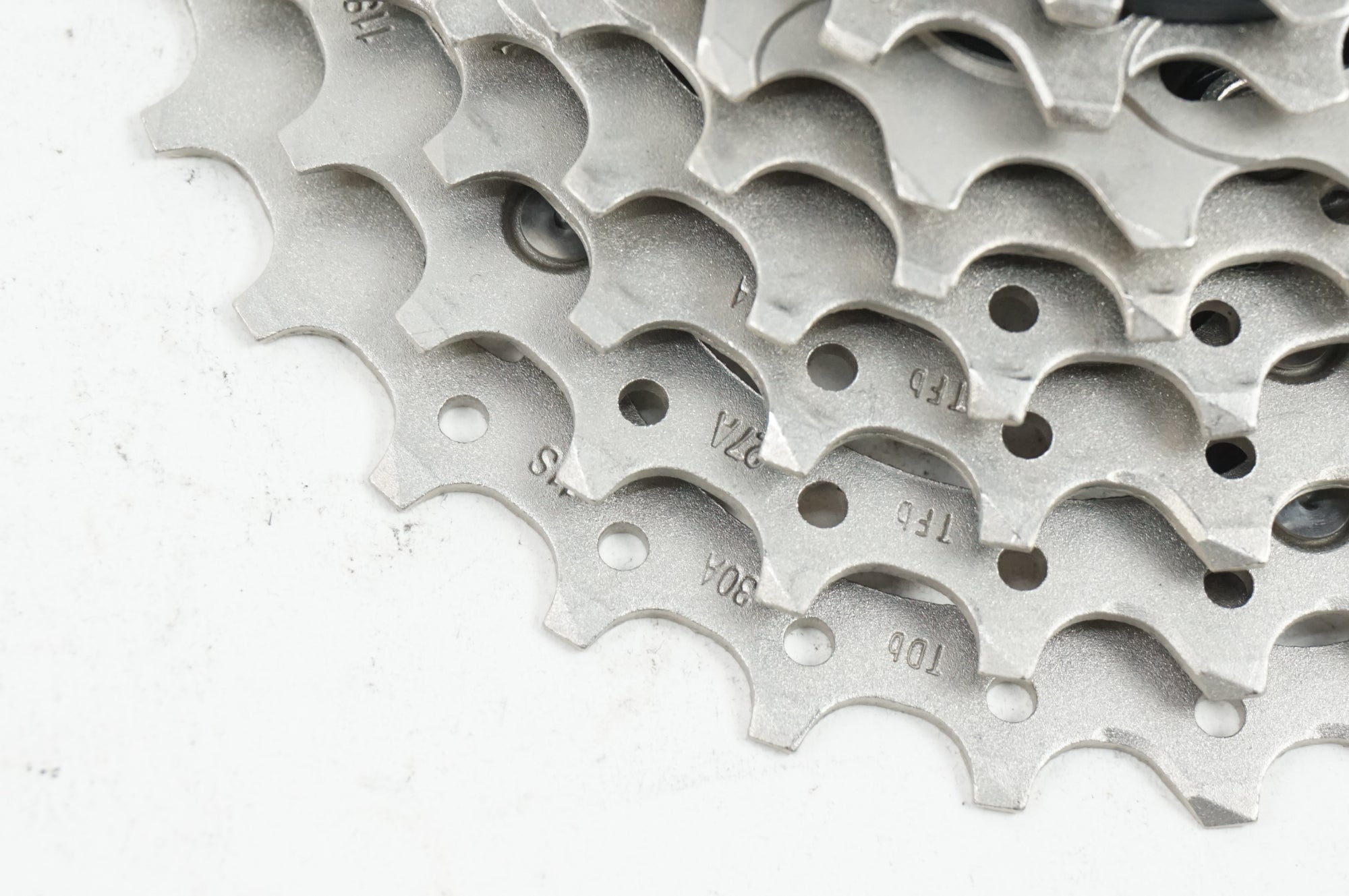 SHIMANO 「シマノ」 ULTEGRA CS-R8000 11-30T スプロケット / 川越店