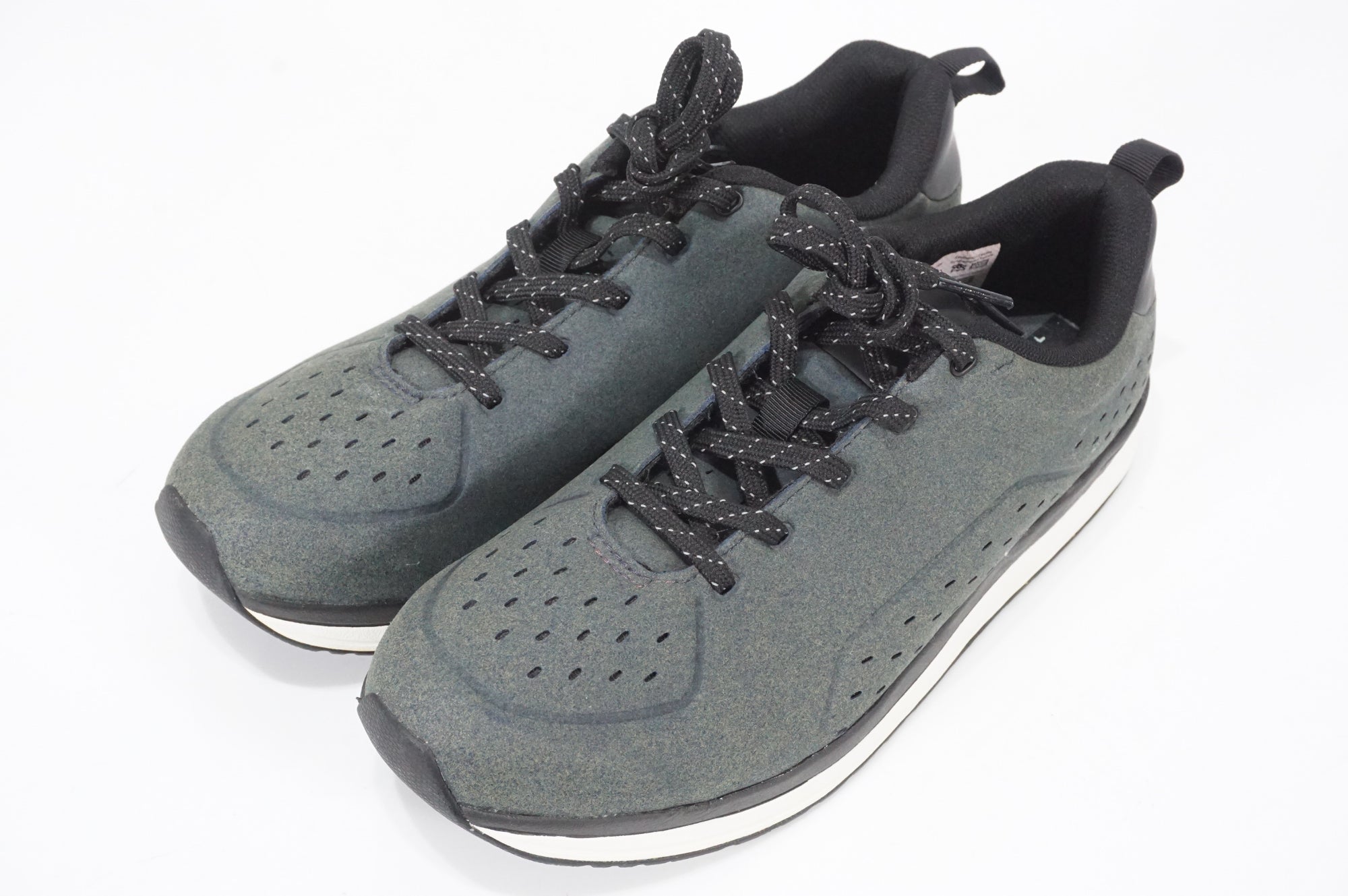 SHIMANO 「シマノ」 SH-CT500-SN 24.5cm シューズ / AKIBA店