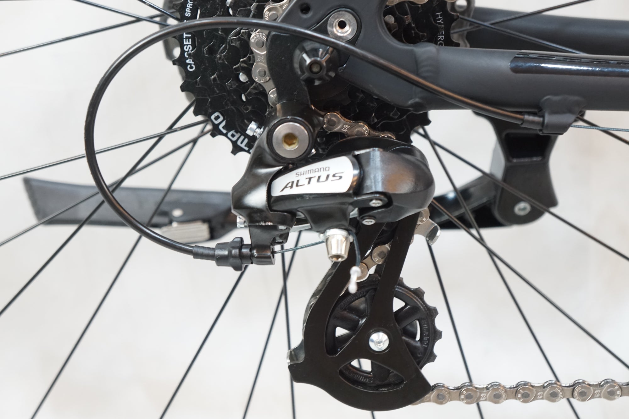 LOUIS GARNEAU 「ルイガノ」 SETTER 9.0 DISC 2024年モデル クロス
