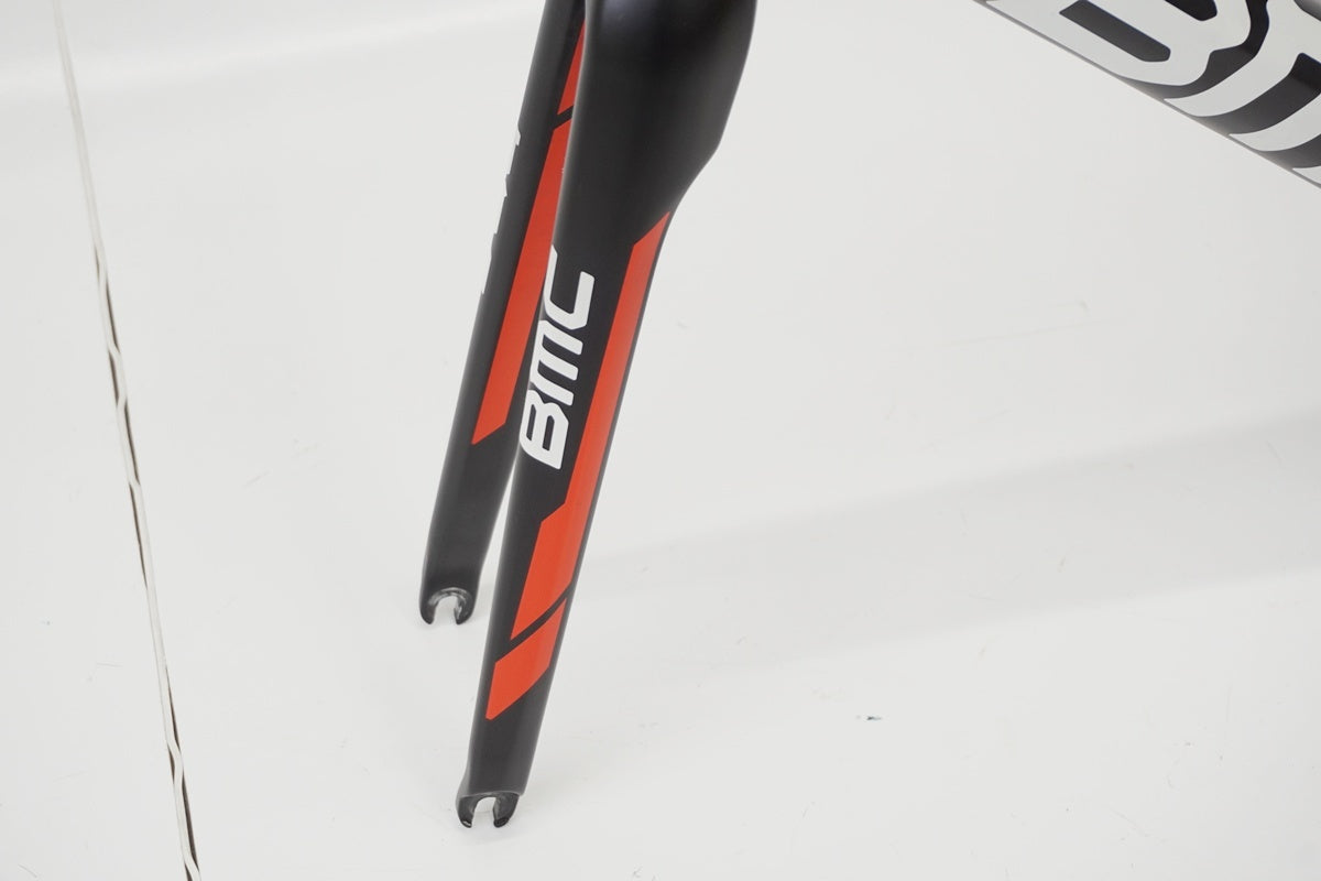 BMC 「ビーエムシー」 TEAM MACHINE SLR03 2015年モデル BMC 「ビーエムシー」 TEAM MACHINE SLR03 2015年モデル
