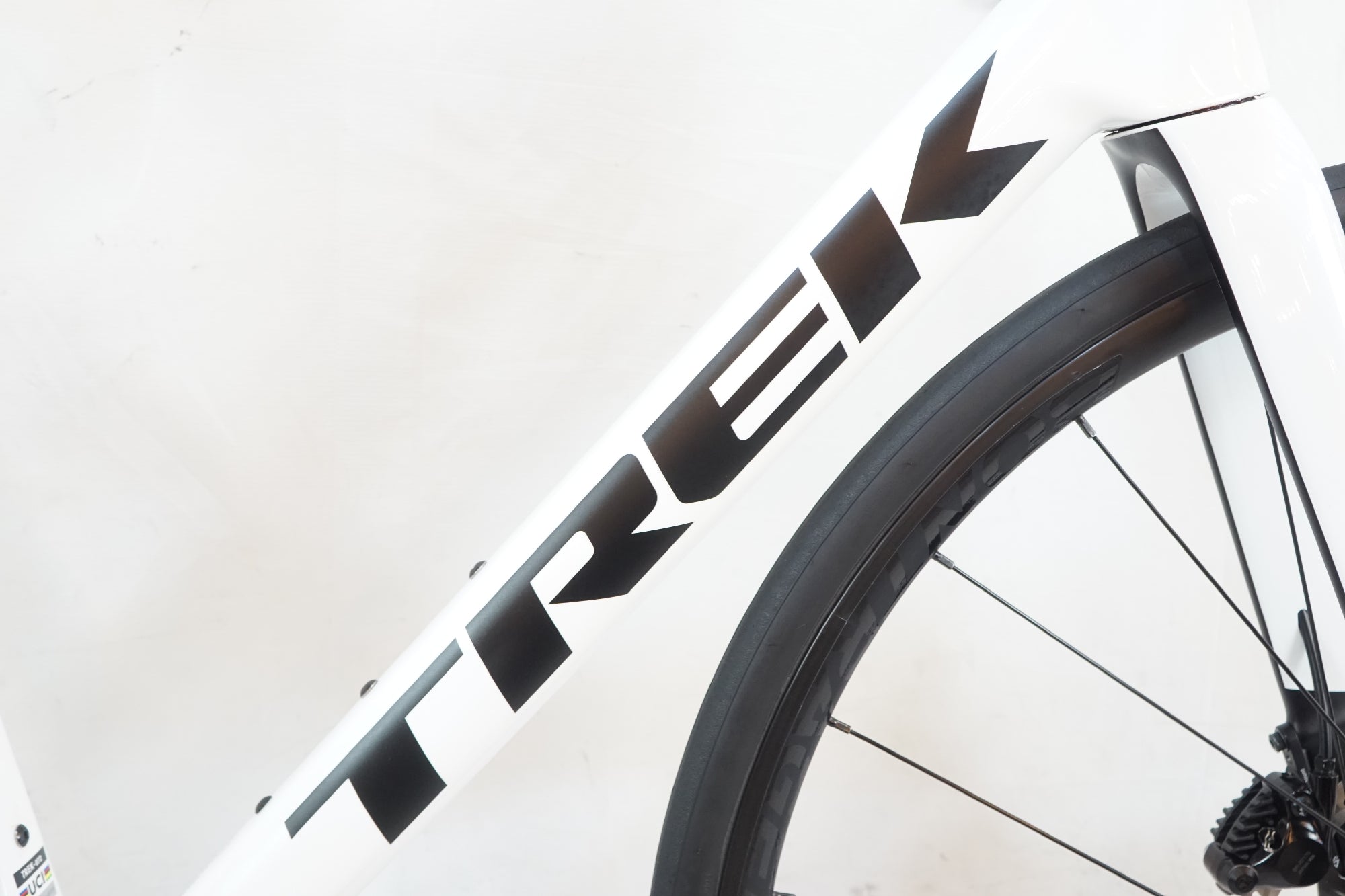 TREK 「トレック」 MADONE SL5 GEN8 2025年モデル ロードバイク