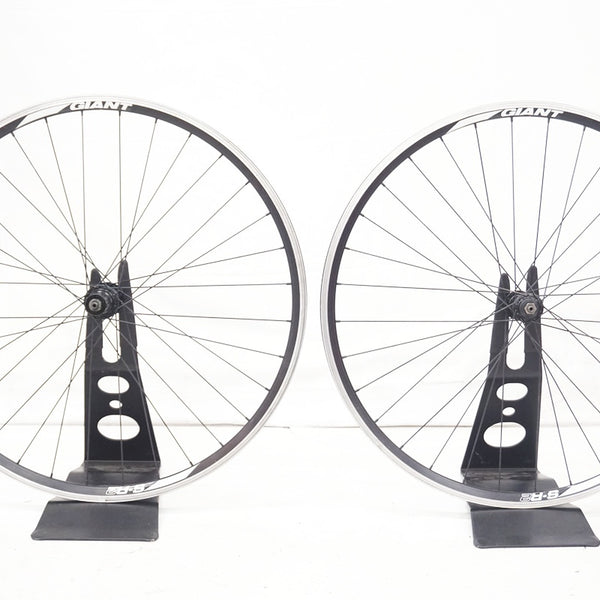 ジャイアントホイールセット700c （今週木曜日まで） 購入を検討の方はお早めに dv60ehA8nzfl7CyL9R0a0X1s5s8cmL