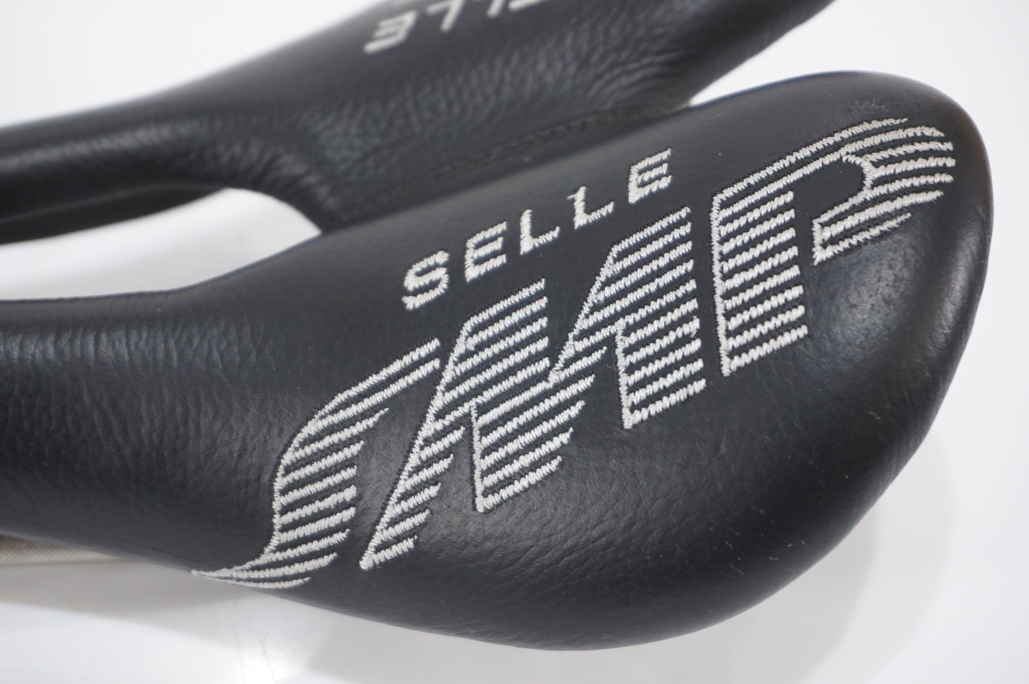 SELLE SMP 「セラエスエムピー」 DYNAMIC サドル / AKIBA店 ｜ バイチャリ