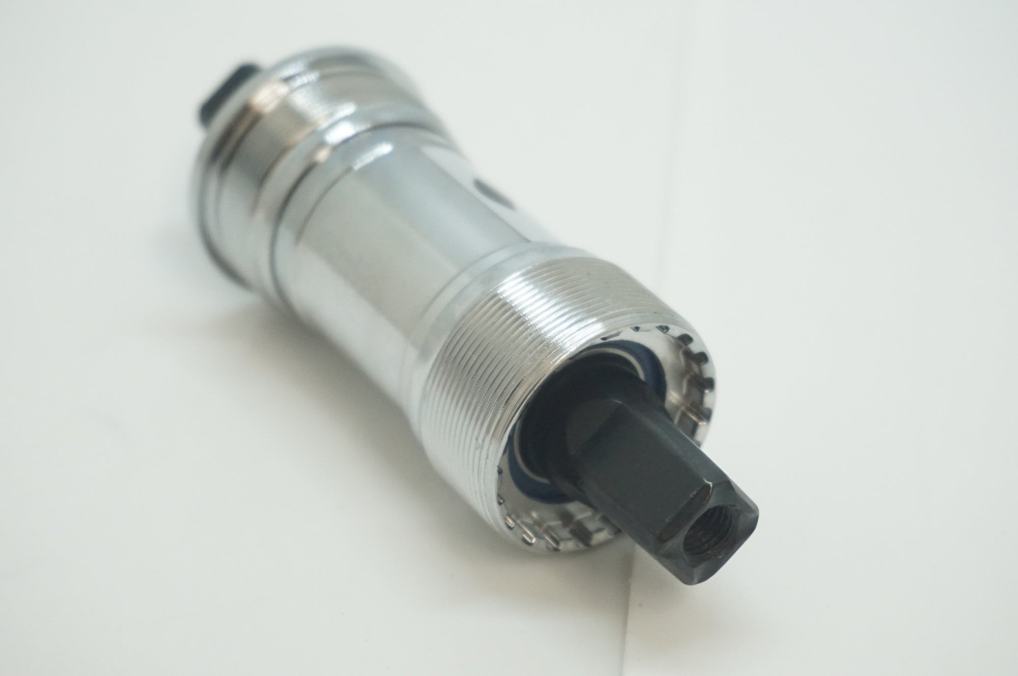 TANGE 「タンゲ」 LN3922 ボトムブラケット / 福岡店