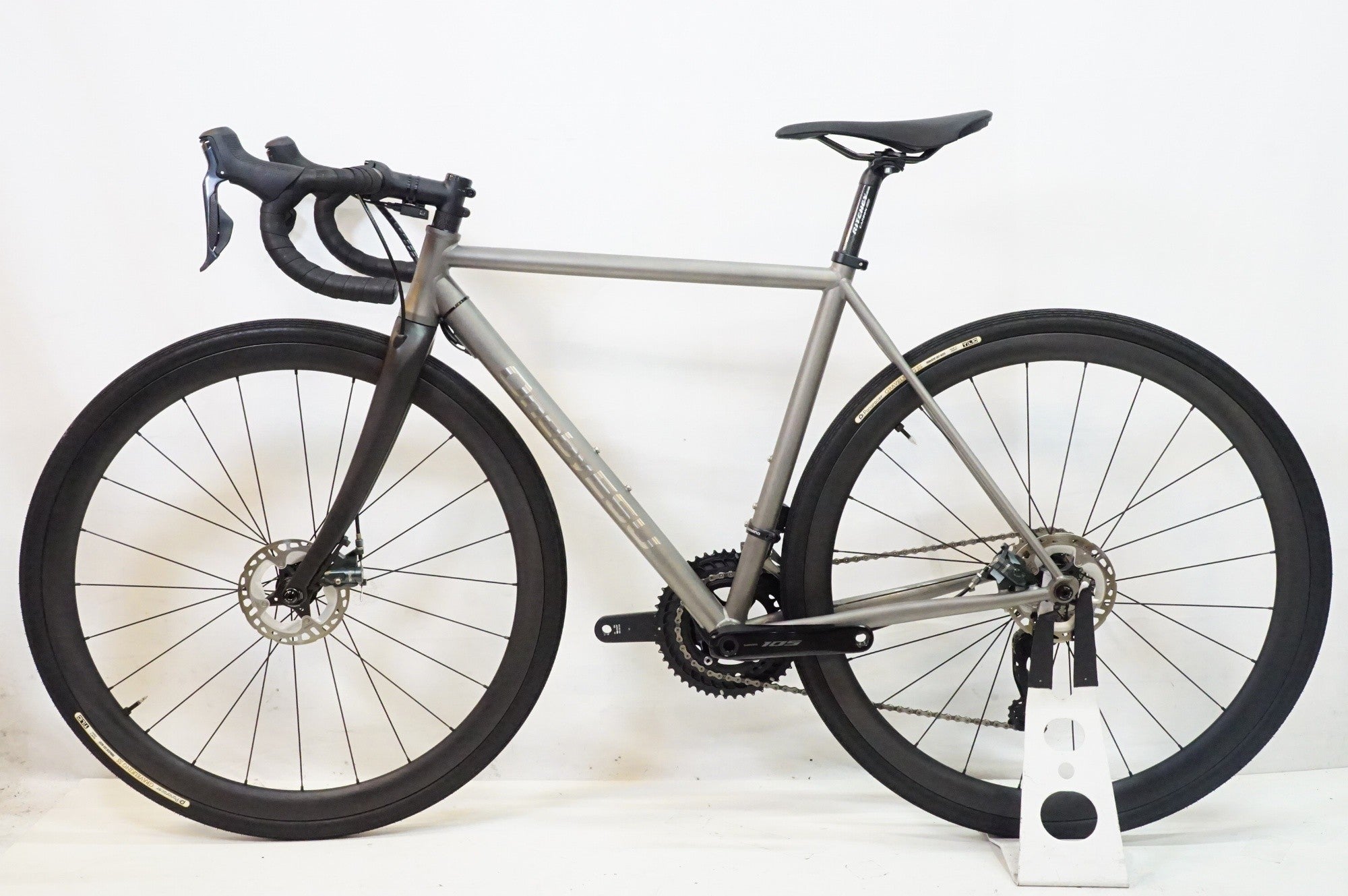 ONE BY ESU 「ワンバイエス」 JFF TI (V1) 2022年頃 ロードバイク / 熊谷本店