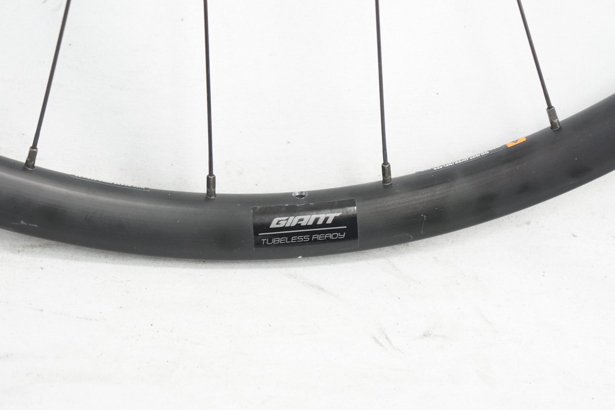 GIANT 「ジャイアント」 TUBELESS READY シマノ11速 ホイールセット / バイチャリ浦和ベース