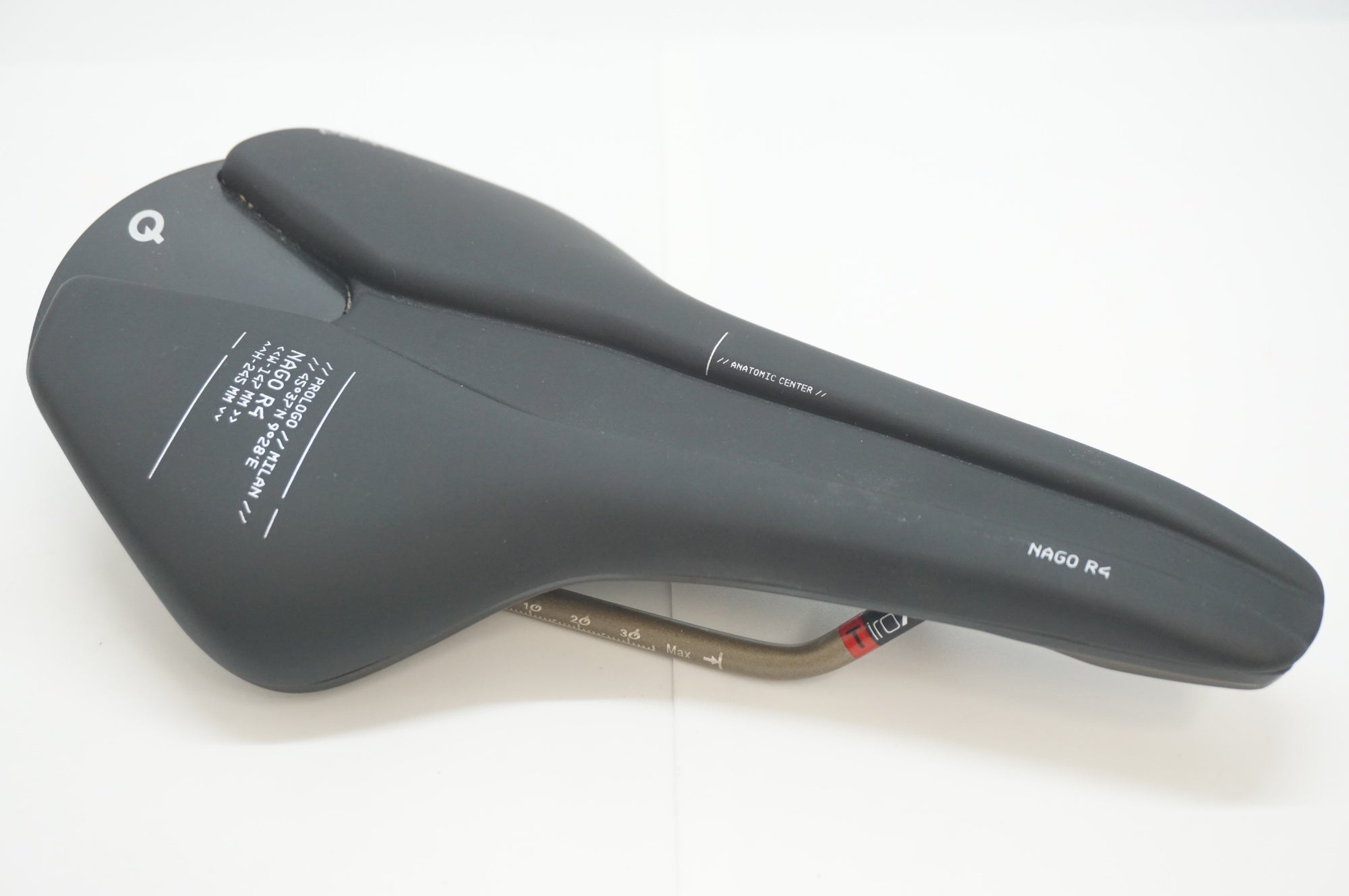 PROLOGO 「プロロゴ」 NAGO R4 サドル / 福岡店