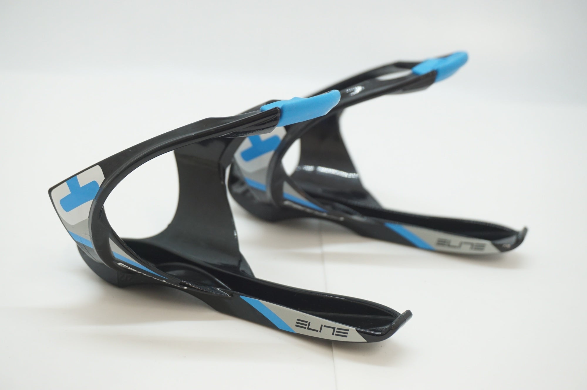 ELITE 「エリート」 CANIBAL ボトルケージセット / 福岡店