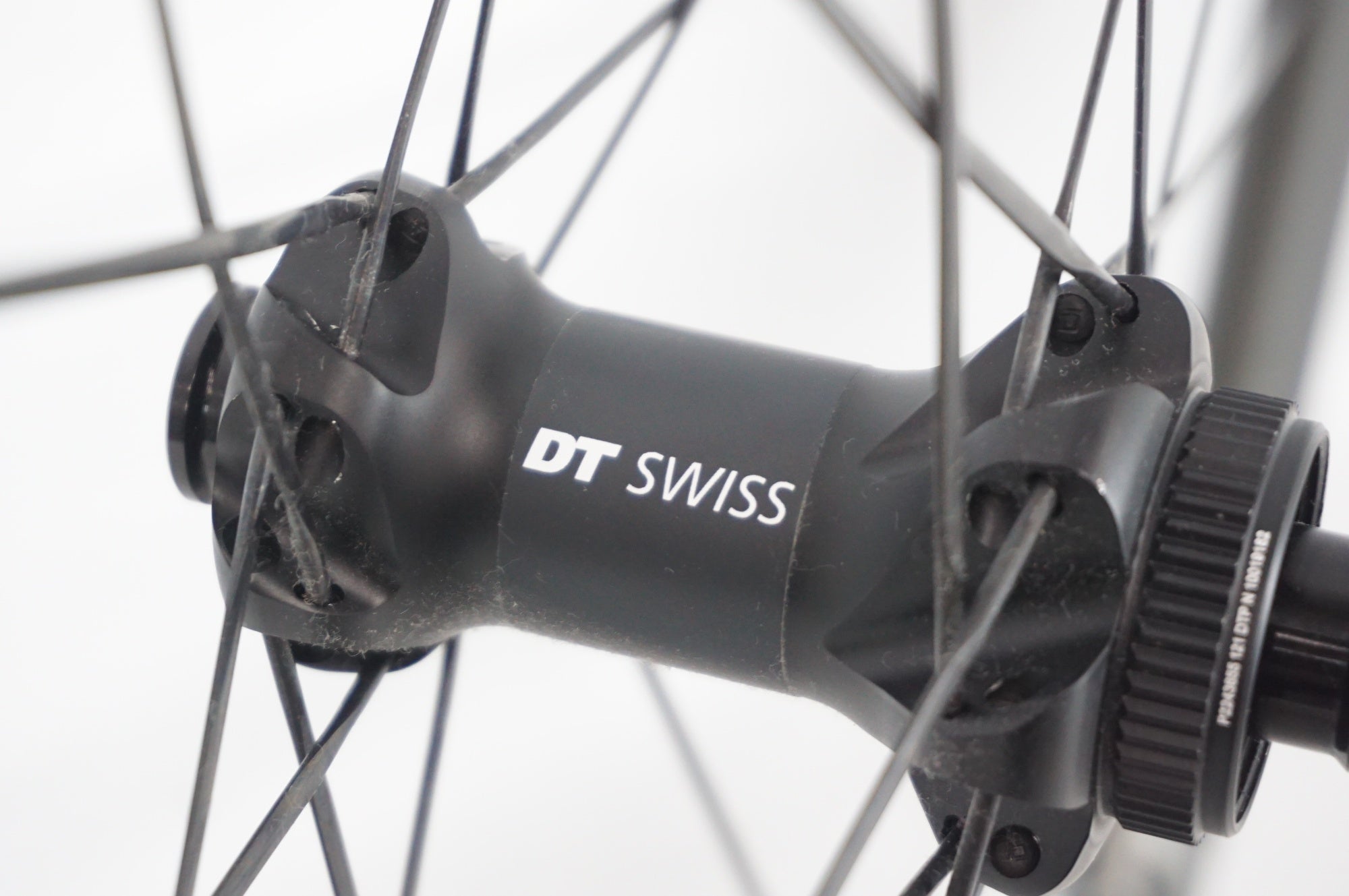 DT SWISS 「ディーティースイス」 E1800 SPLINE シマノ11速