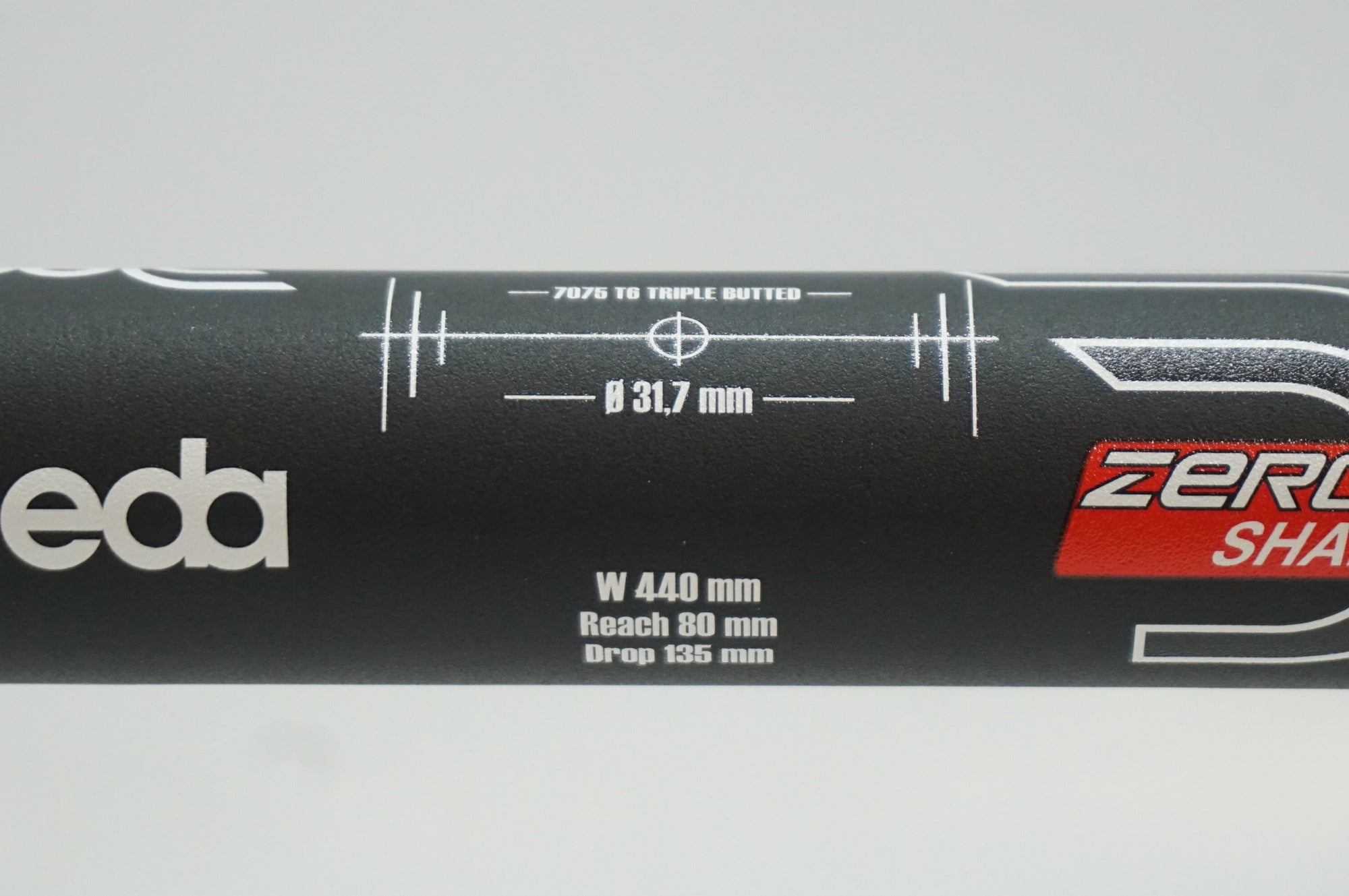 DEDA 「デダ」 ZERO100 SHALLOW φ31.7 440mm ハンドル / 福岡アイランドシティ店