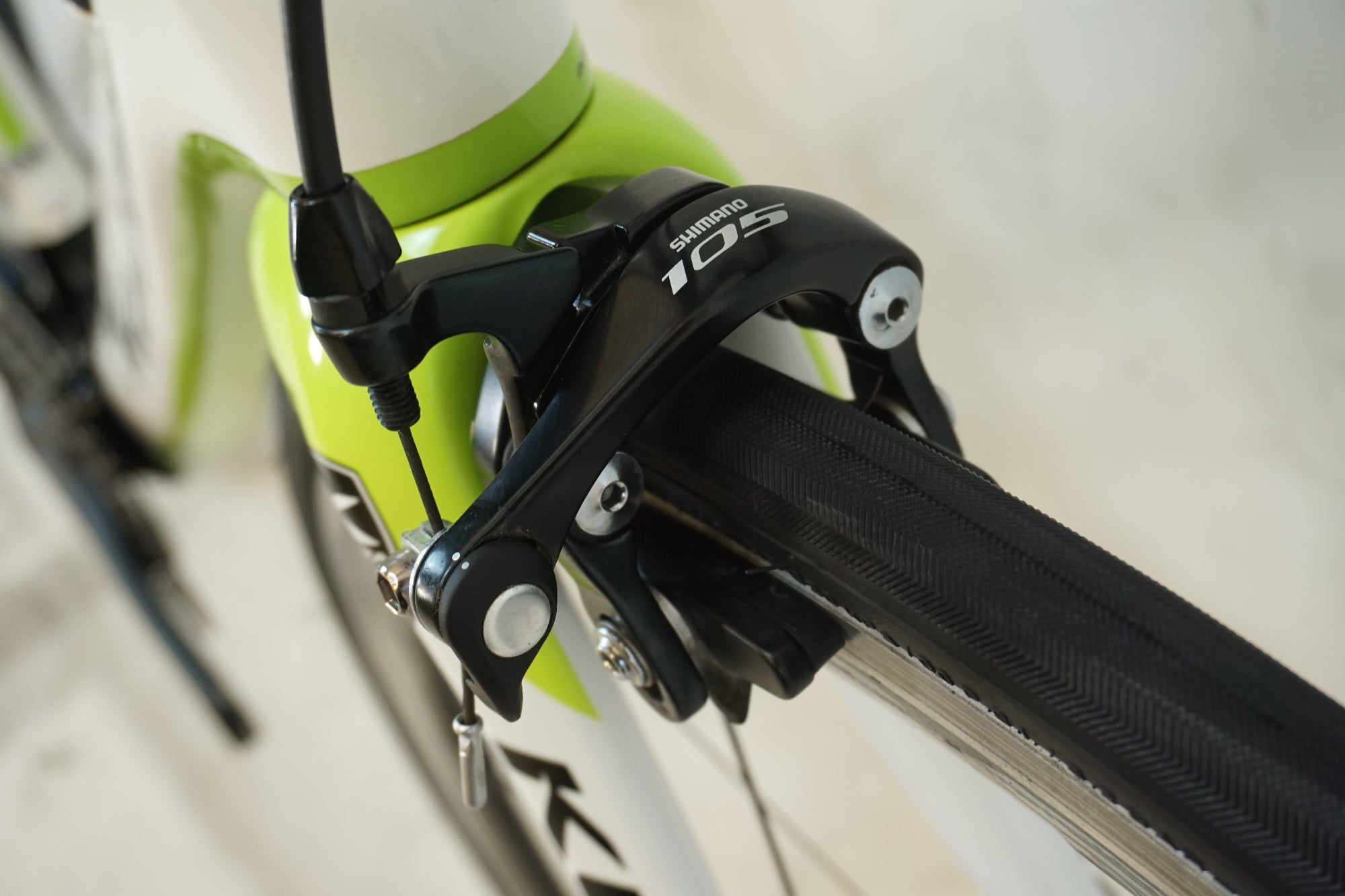 KUOTA 「クオータ」 KIRAL 105 2015年モデル ロードバイク / 有明ガーデン店