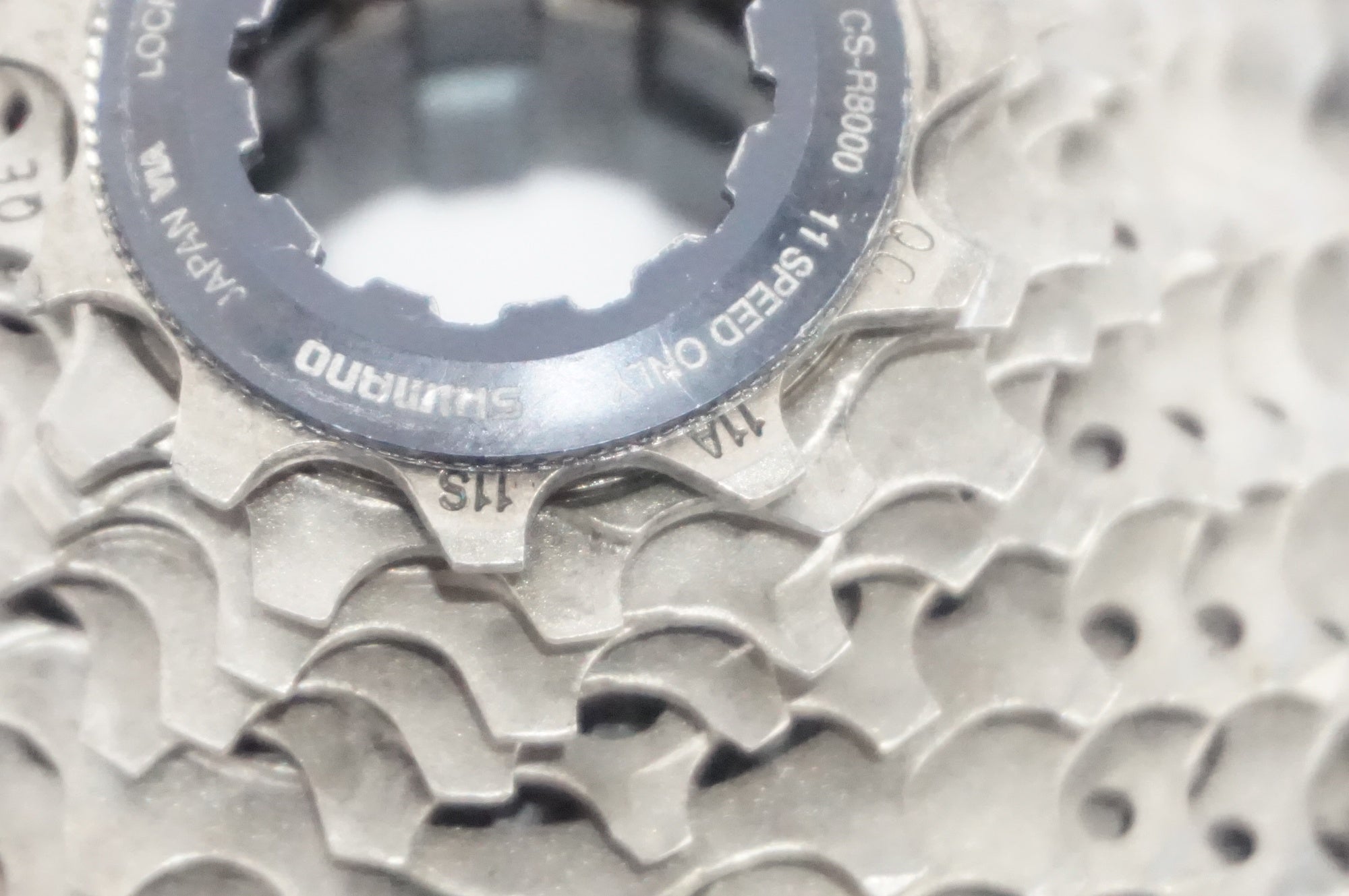 SHIMANO 「シマノ」 ULTEGRA CS-R8000 11-28T スプロケット / AKIBA店