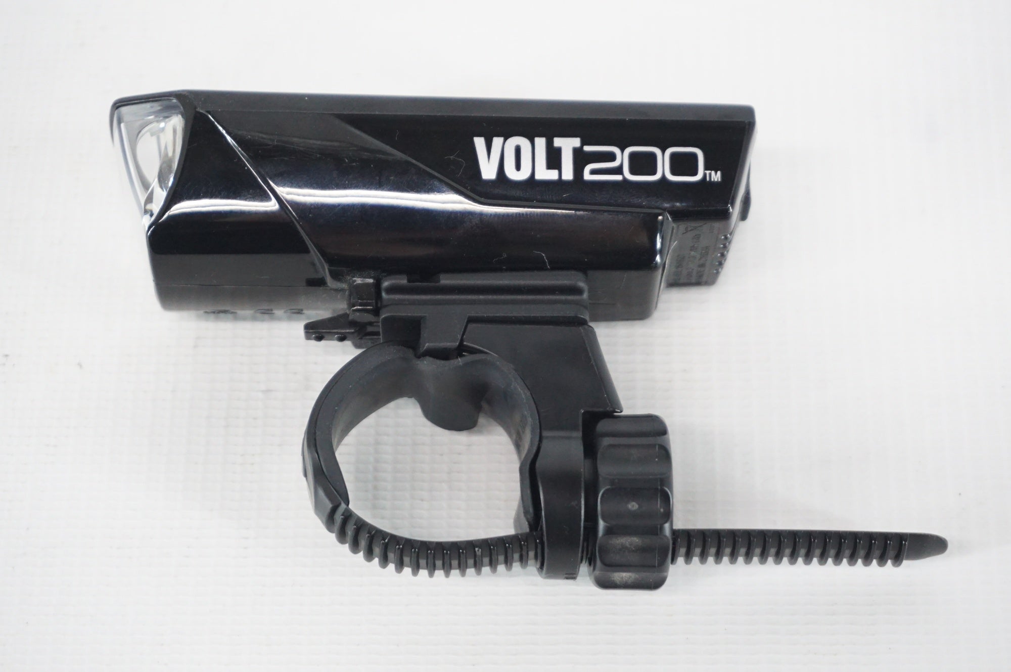 CATEYE 「キャットアイ」 VOLT 200 フロントライト / 阪急塚口店