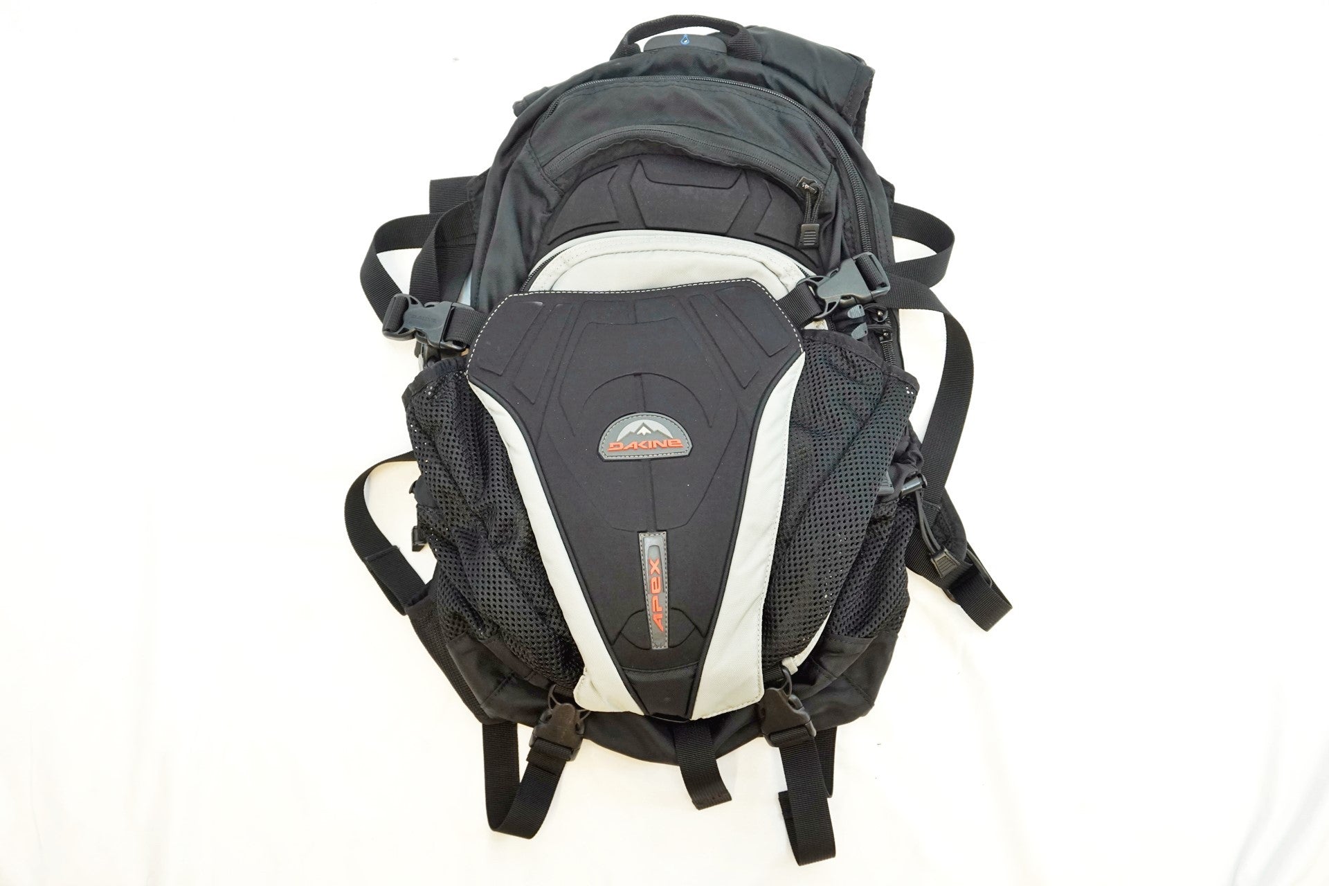 DAKINE 「ダカイン」 APEX サイクルバッグ / 有明ガーデン店