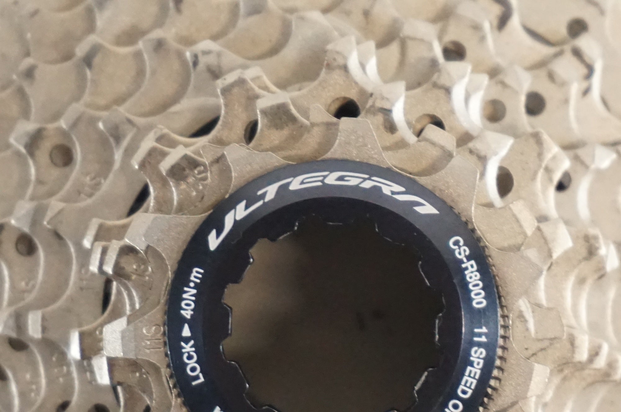 SHIMANO 「シマノ」 ULTEGRA CS-R8000 11-28T スプロケット