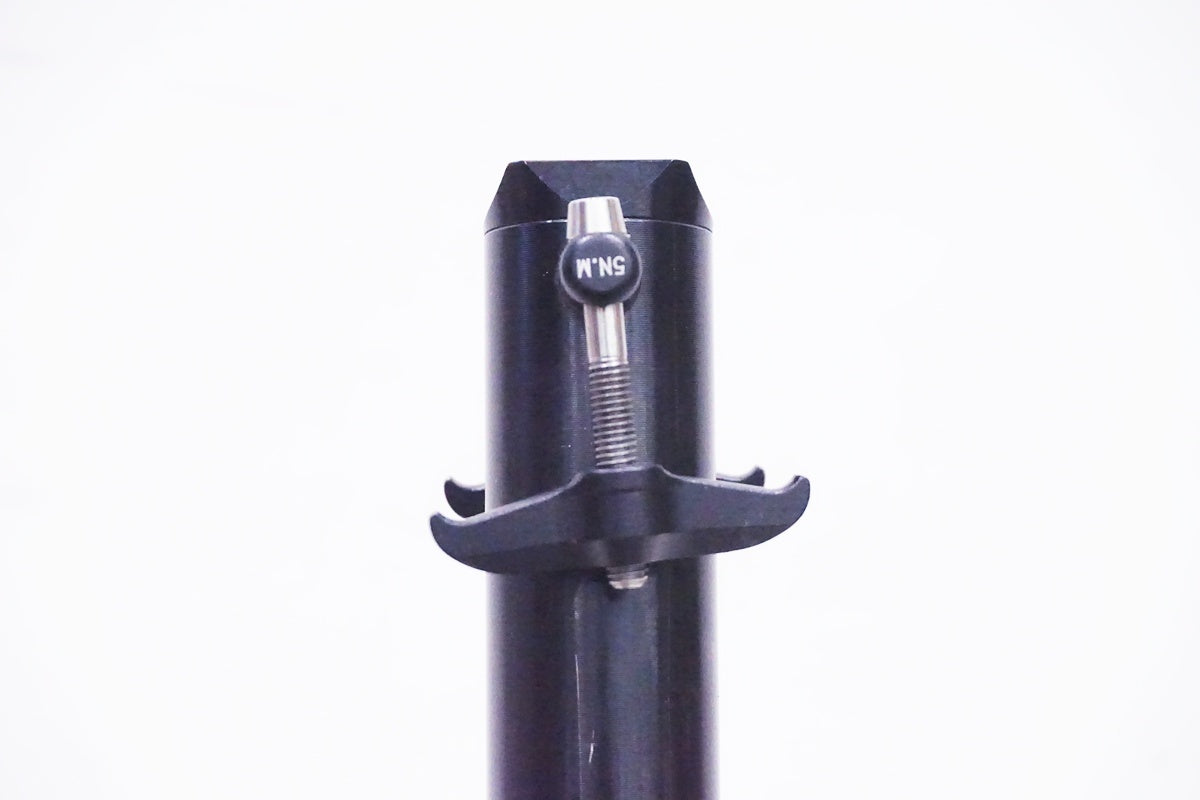 KCNC「ケーシーエヌシー」 LITE WING 7000 φ33.9 550mm シートポスト/ 京都西院店