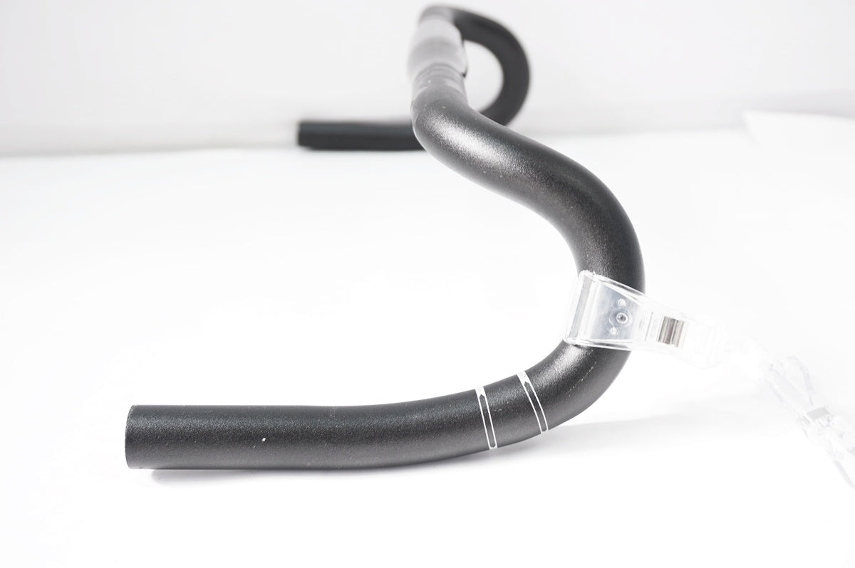 DIXNA 「ディズナ」 CROSS Φ31.8 385mm ハンドル / バイチャリ世田谷店