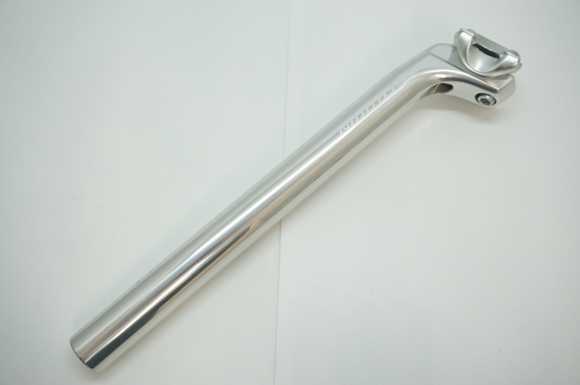 NITTO 「ニットー」 S83 φ27.0 300mm シートポスト / 福岡アイランドシティ店
