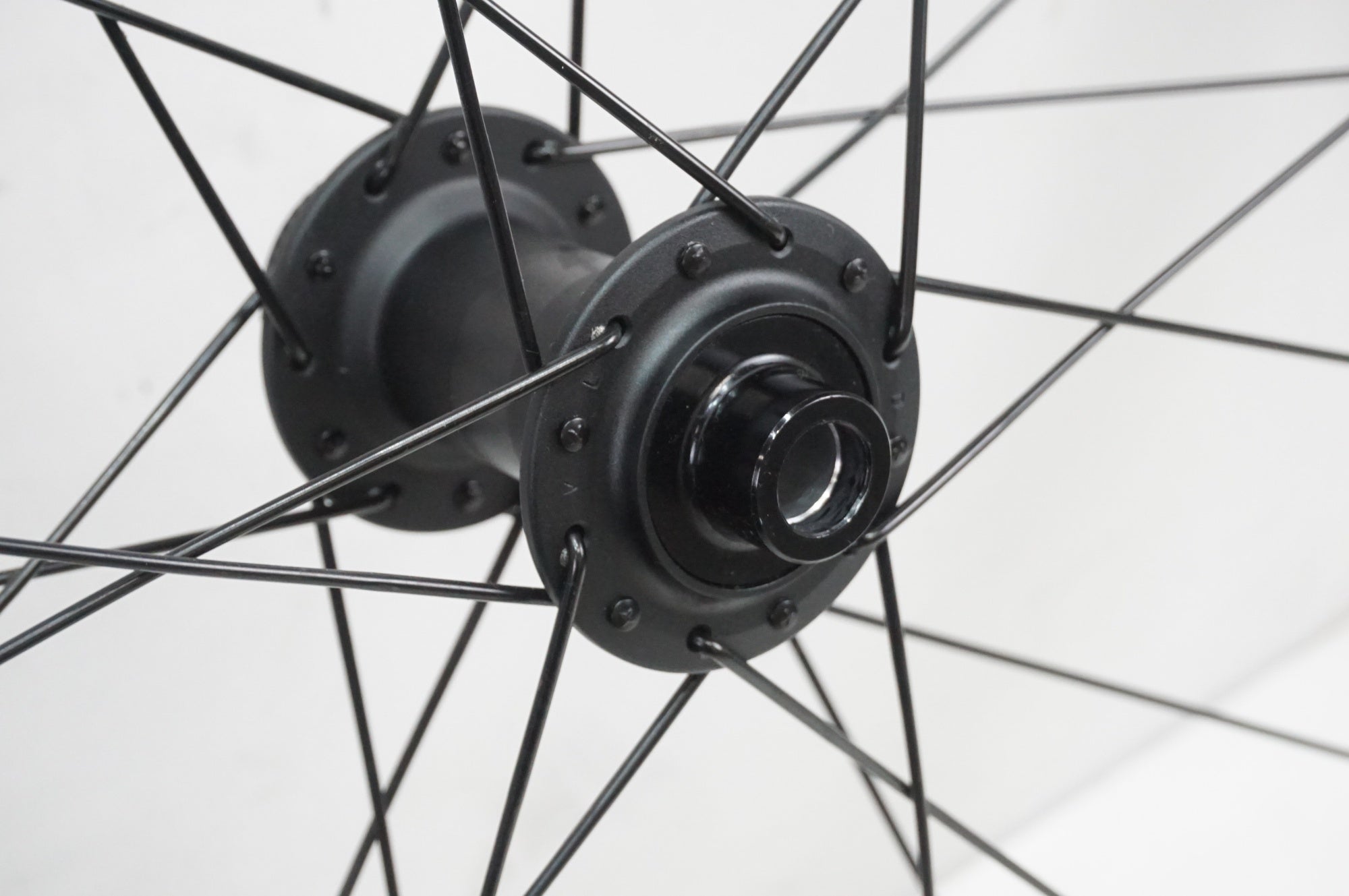 BONTRAGER 「ボントレガー」 PARADIGM COMP 25 TLR シマノ11S ホイール
