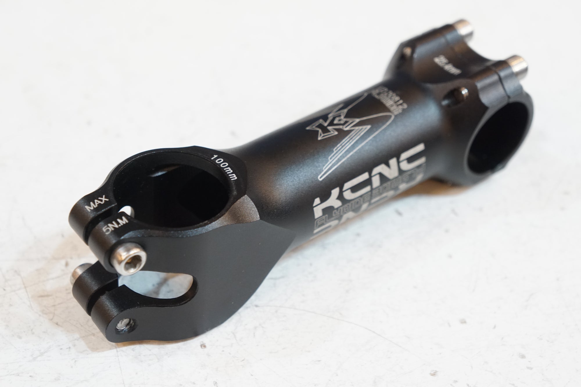 KCNC 「ケーシーエヌシー」 FRYRIDE φ25.4 100mm ステム / バイチャリ浦和ベース