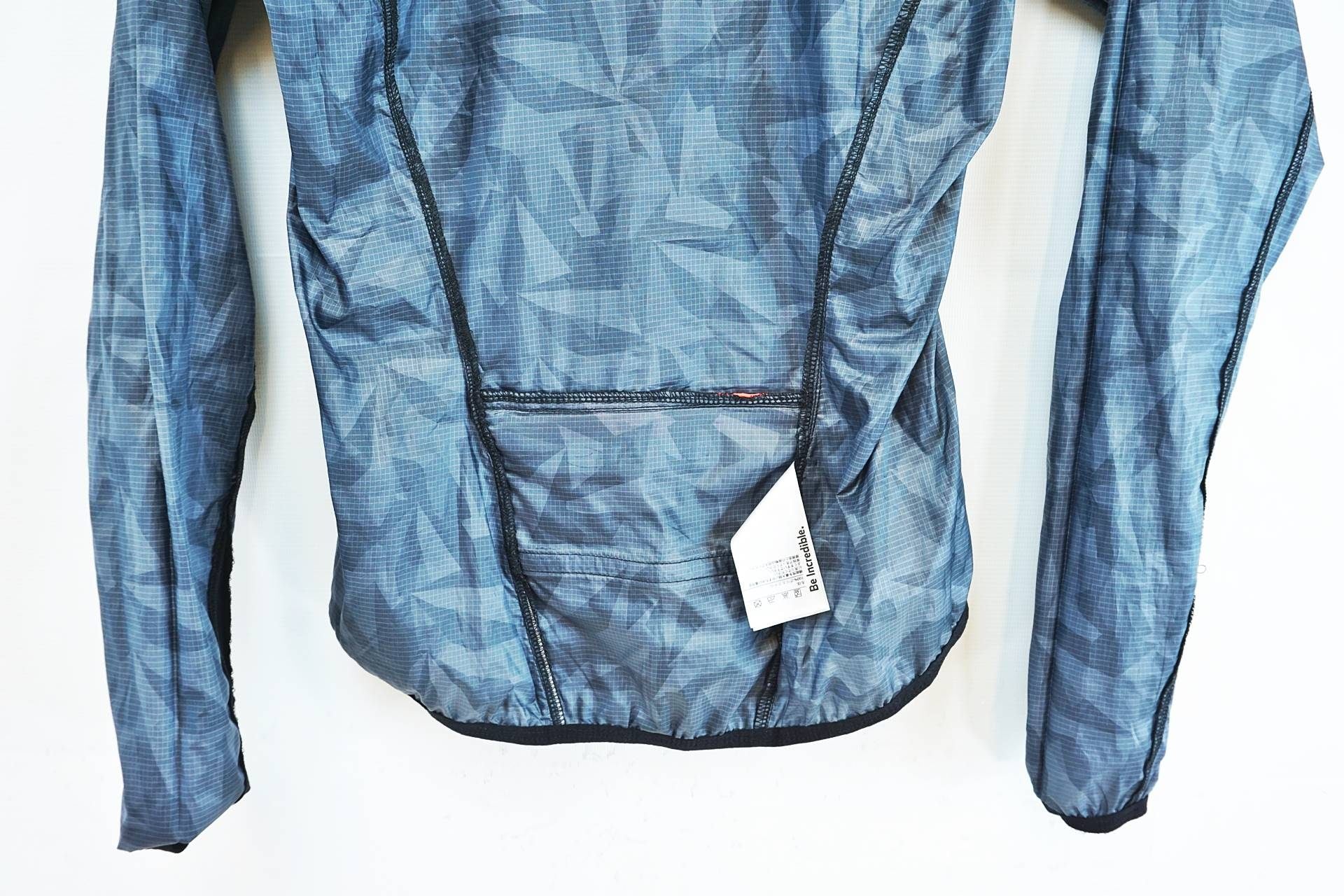 SUGOI 「スゴイ」 XSサイズ ウィンドブレーカー / 有明ガーデン店