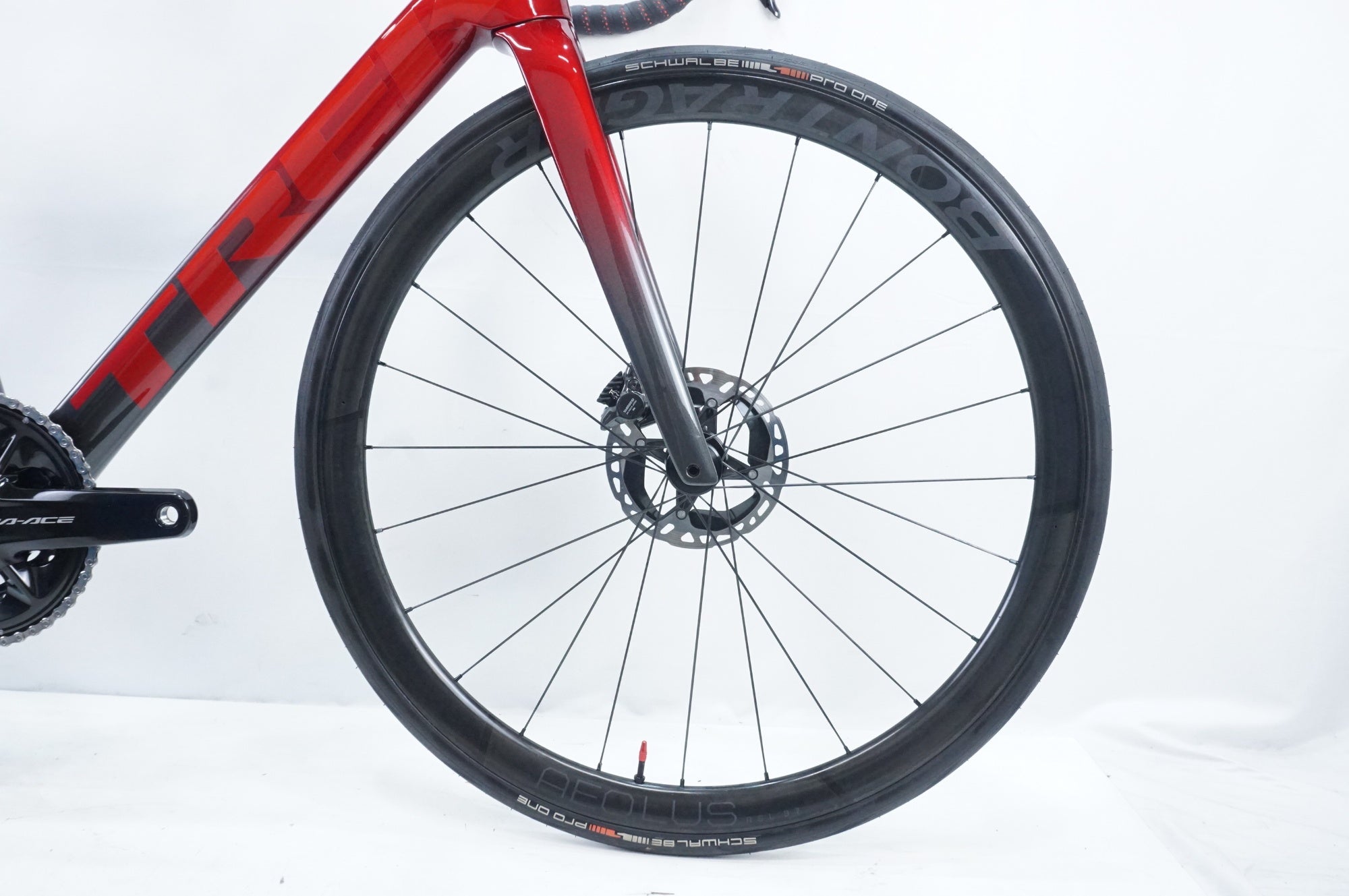 TREK 「トレック」 EMONDA SLR7 DISC 2021年モデル ロードバイク