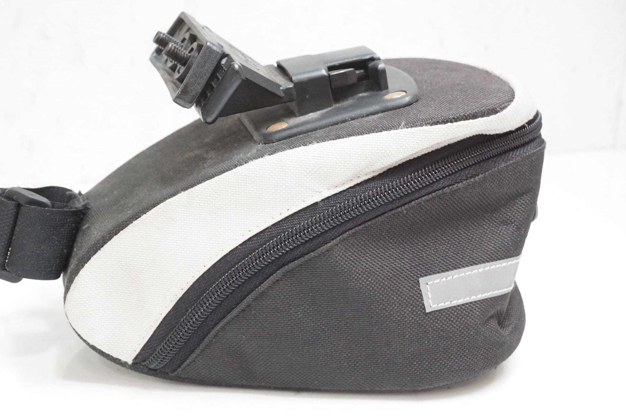 O-GNS 「オージーエヌエス」 サドルバッグ / 大宮店