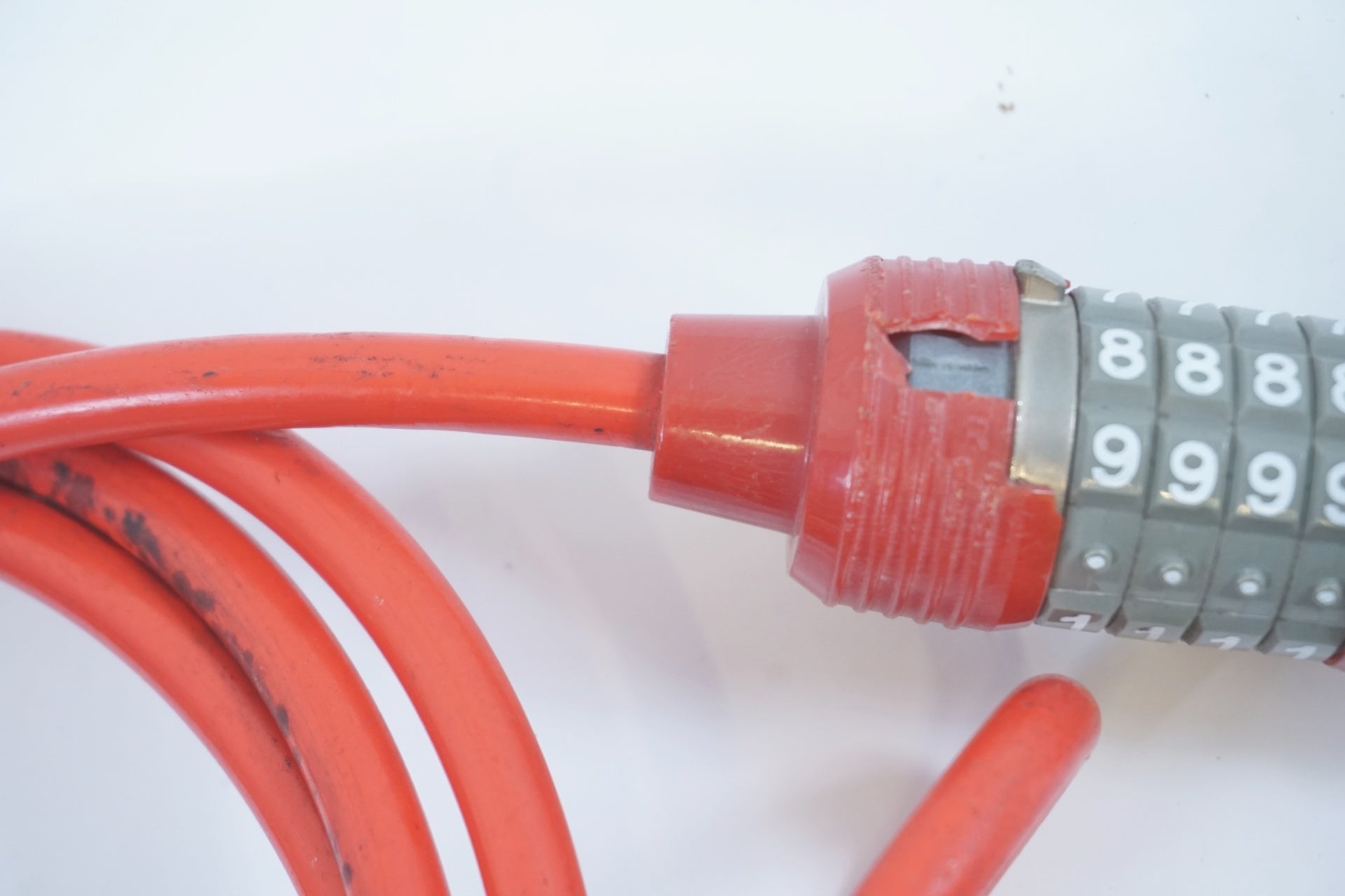 ADEPT 「アデプト」 ワイヤーロック / 有明ガーデン店