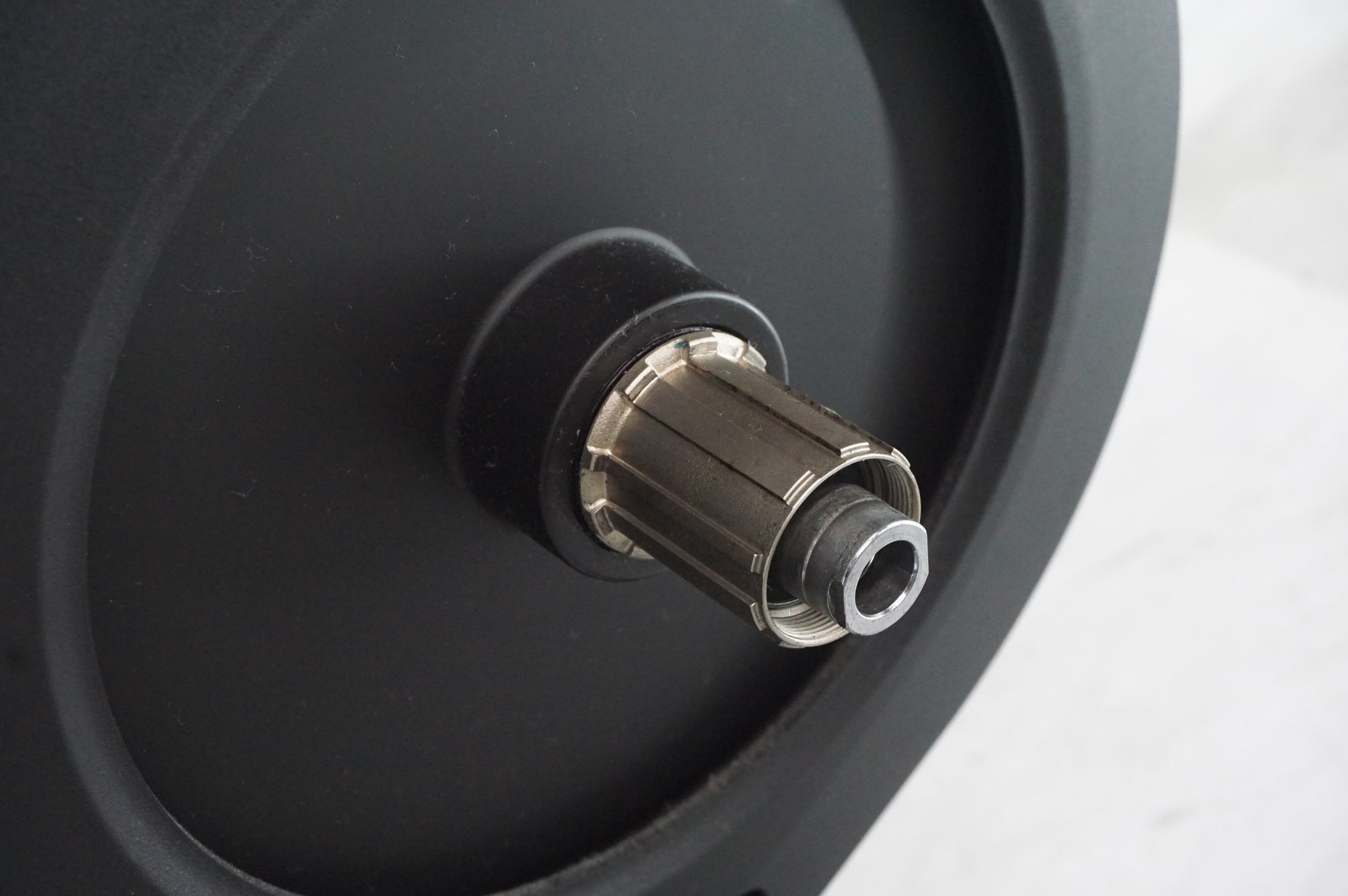 XPLOVA 「エクスプローバ」 NOZA V サイクルトレーナー / 阪急塚口店