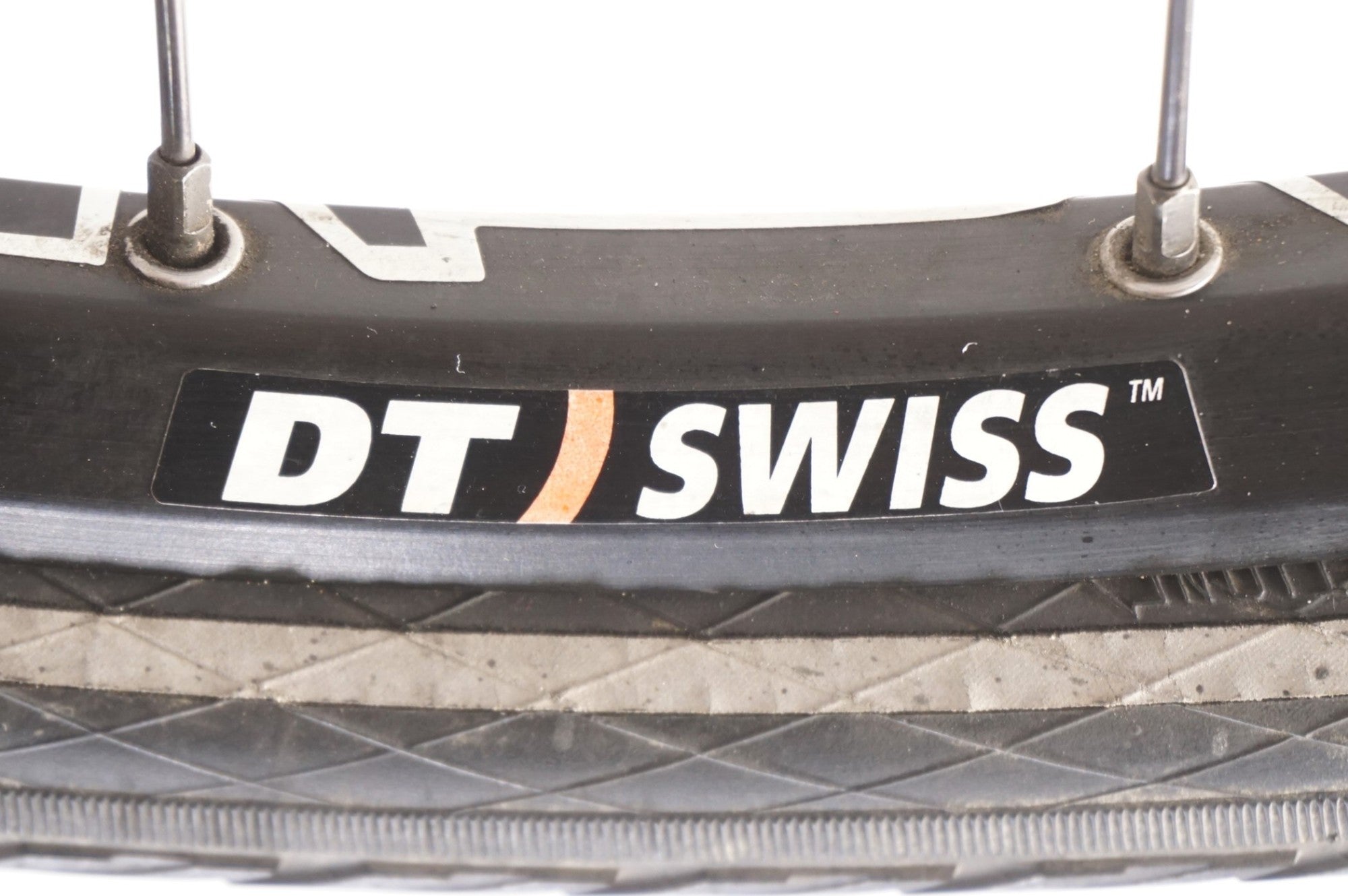 DT SWISS 「ディーティースイス」 X1800 シマノ10速 26インチ ホイールセット / 中目黒店