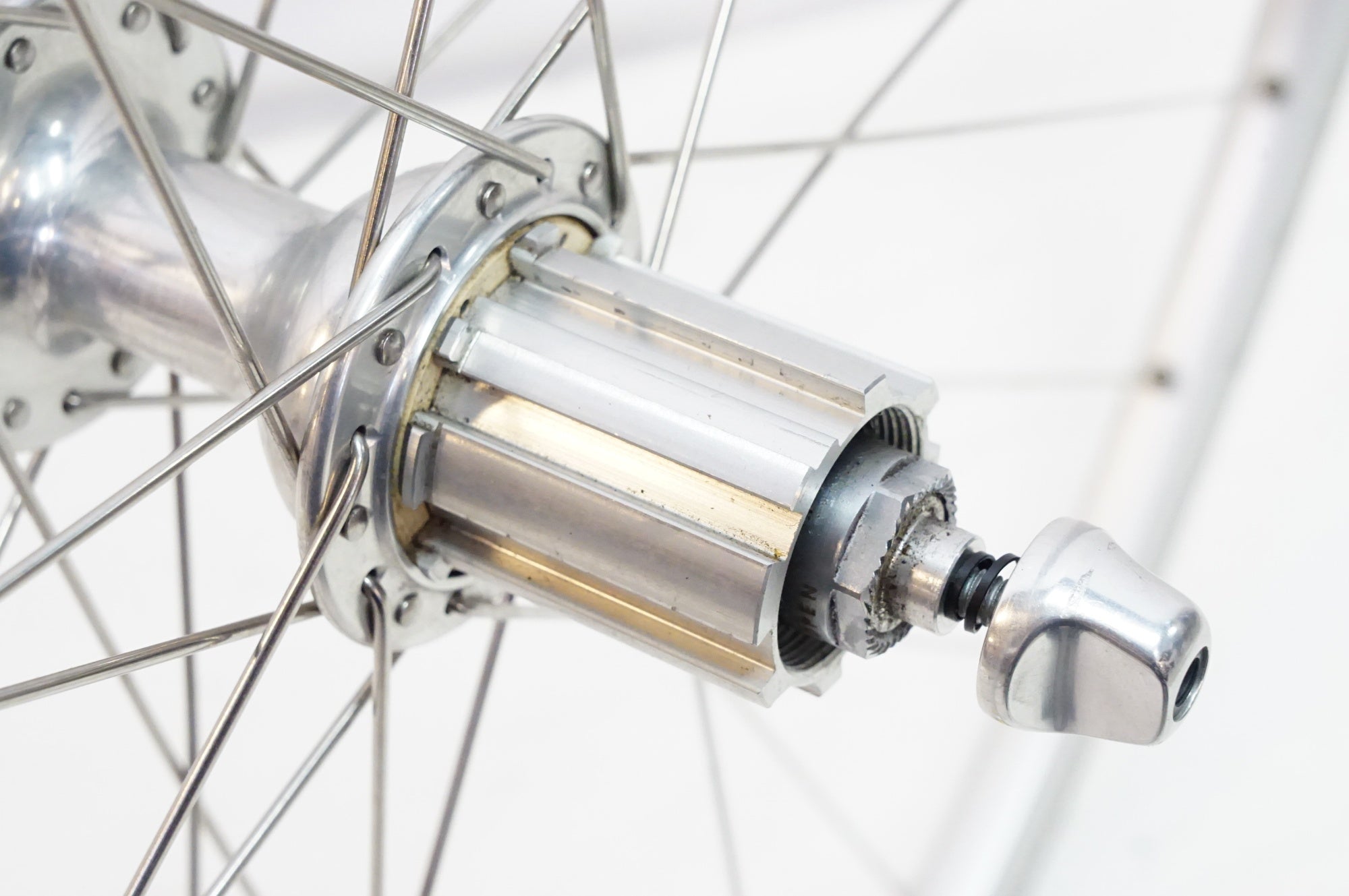 カンパニョーロ 丸穴ハブ Campagnolo NUOVO TIPO 未使用箱入 fYxen5feiIXip0mZpYQ7wFuVqJFM5c