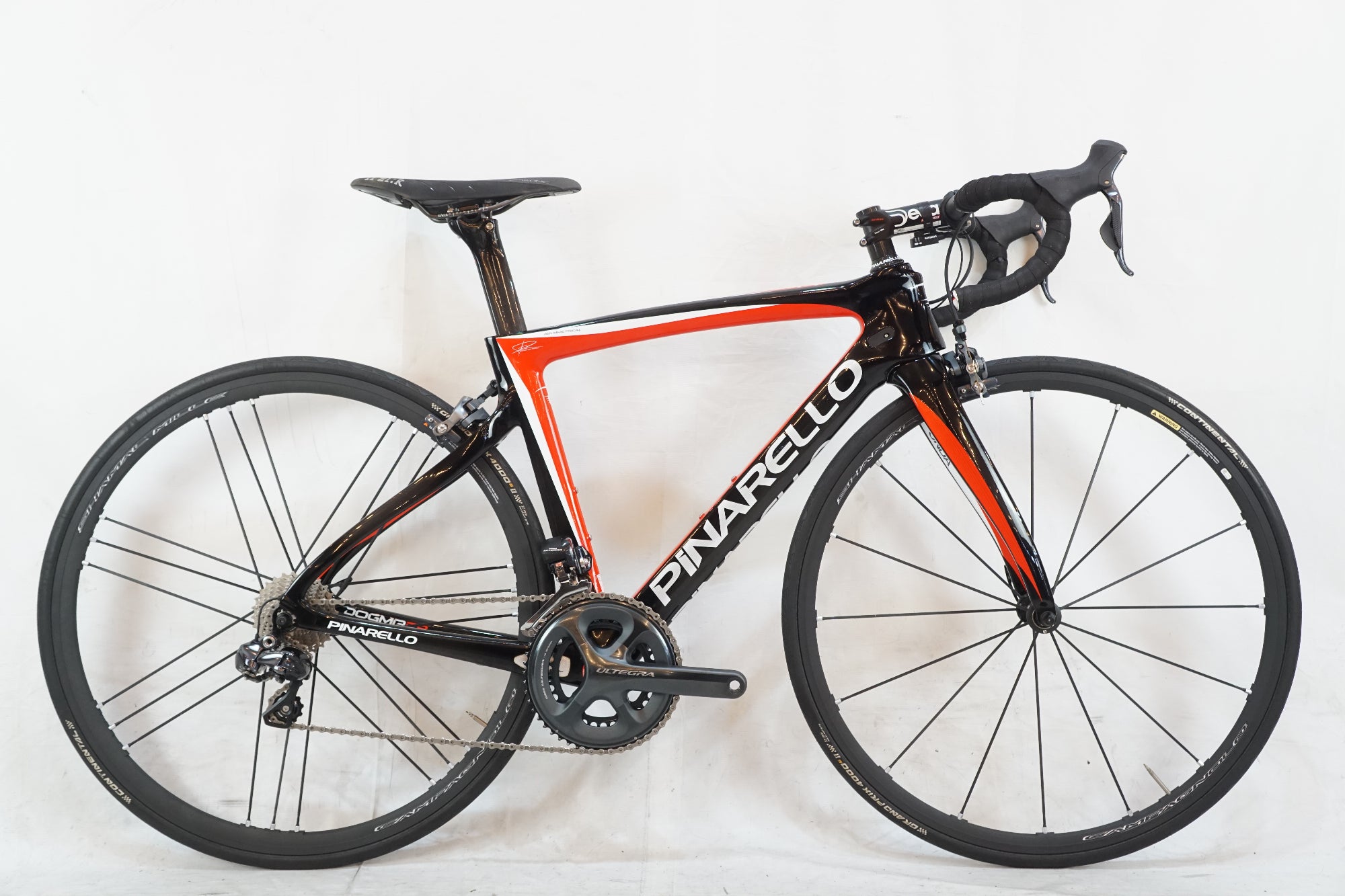 PINARELLO 「ピナレロ」 DOGMA F8 2017年モデル ロードバイク / バイチャリ浦和ベース