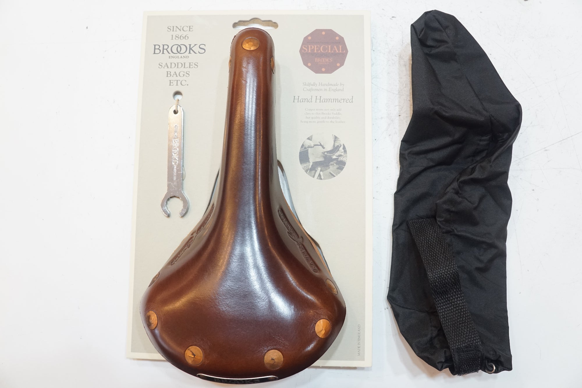 BROOKS 「ブルックス」 SWIFT サドル / バイチャリ浦和ベース